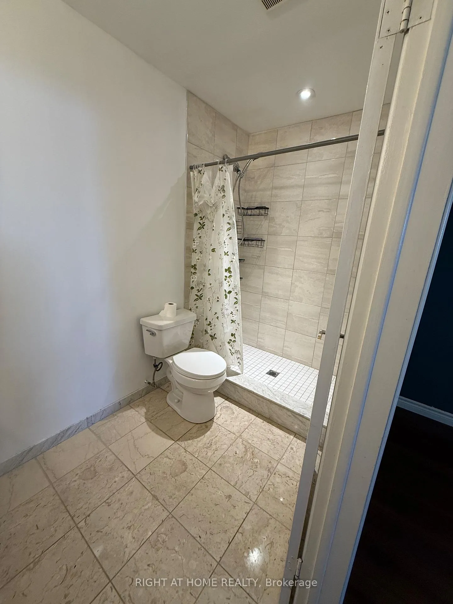 Photo 10 of 11544 Guelph Line, Milton, Rural Milton West — HOMEH