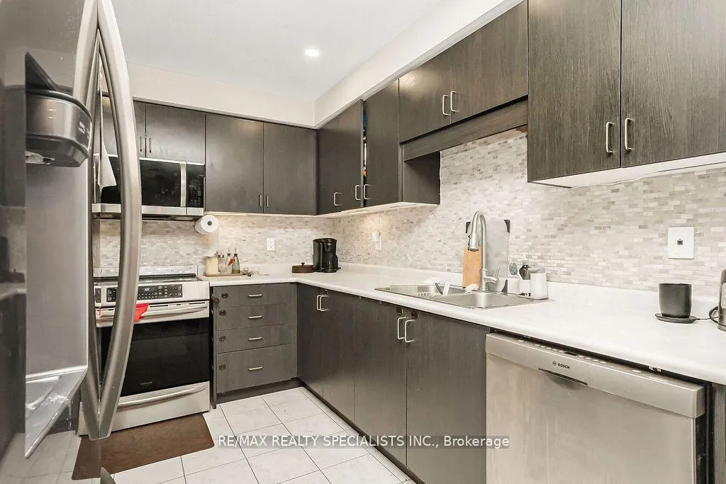 Photo 8 of 228 Duncan Lane, Milton, Scott — HOMEH