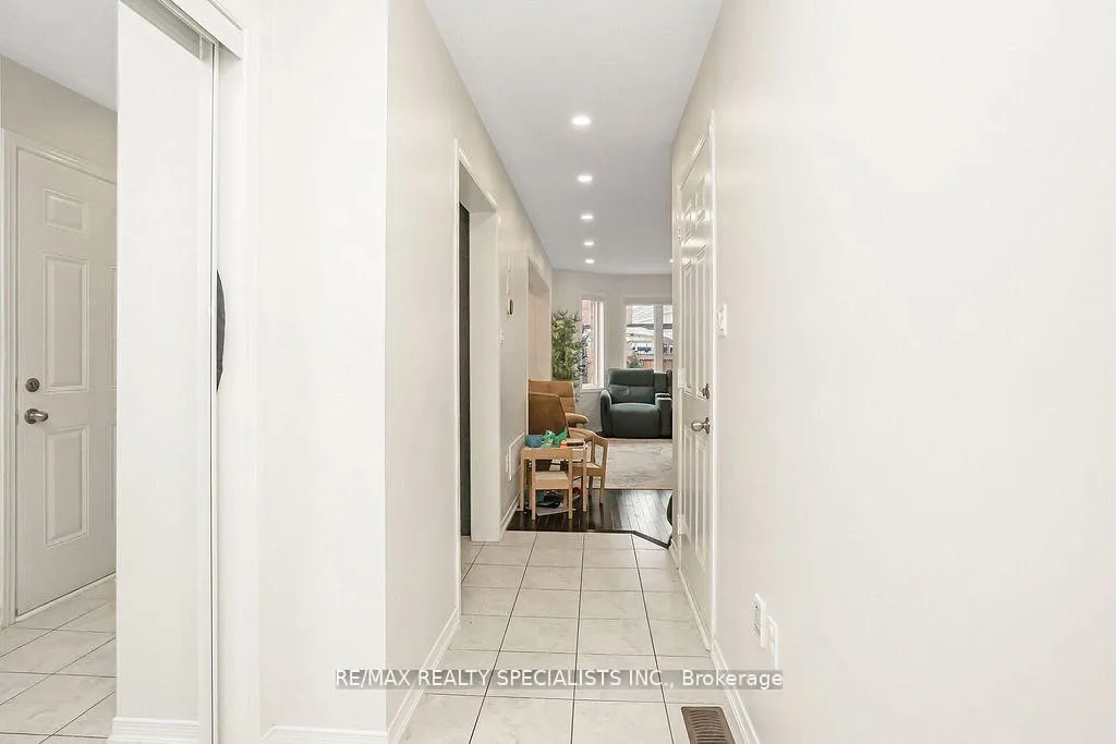 Photo 9 of 228 Duncan Lane, Milton, Scott — HOMEH