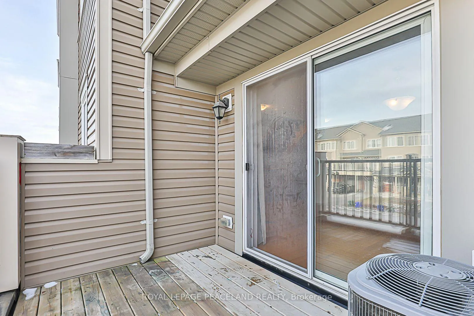 Photo 17 of 61 Tabaret Crescent, Oshawa, Windfields — HOMEH