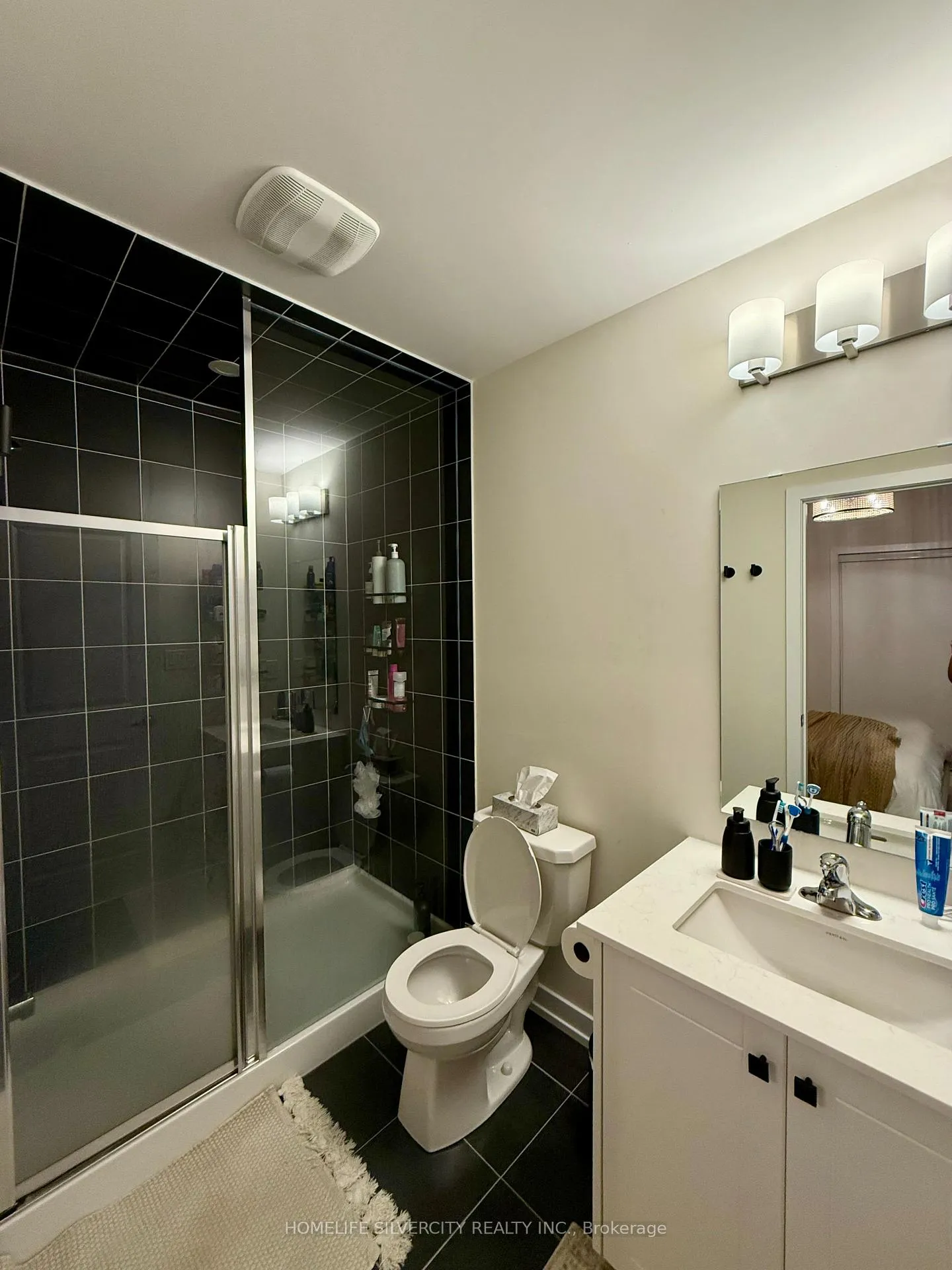 Photo 15 of 42 Chiffon Street, Vaughan, Steeles West Industrial — HOMEH