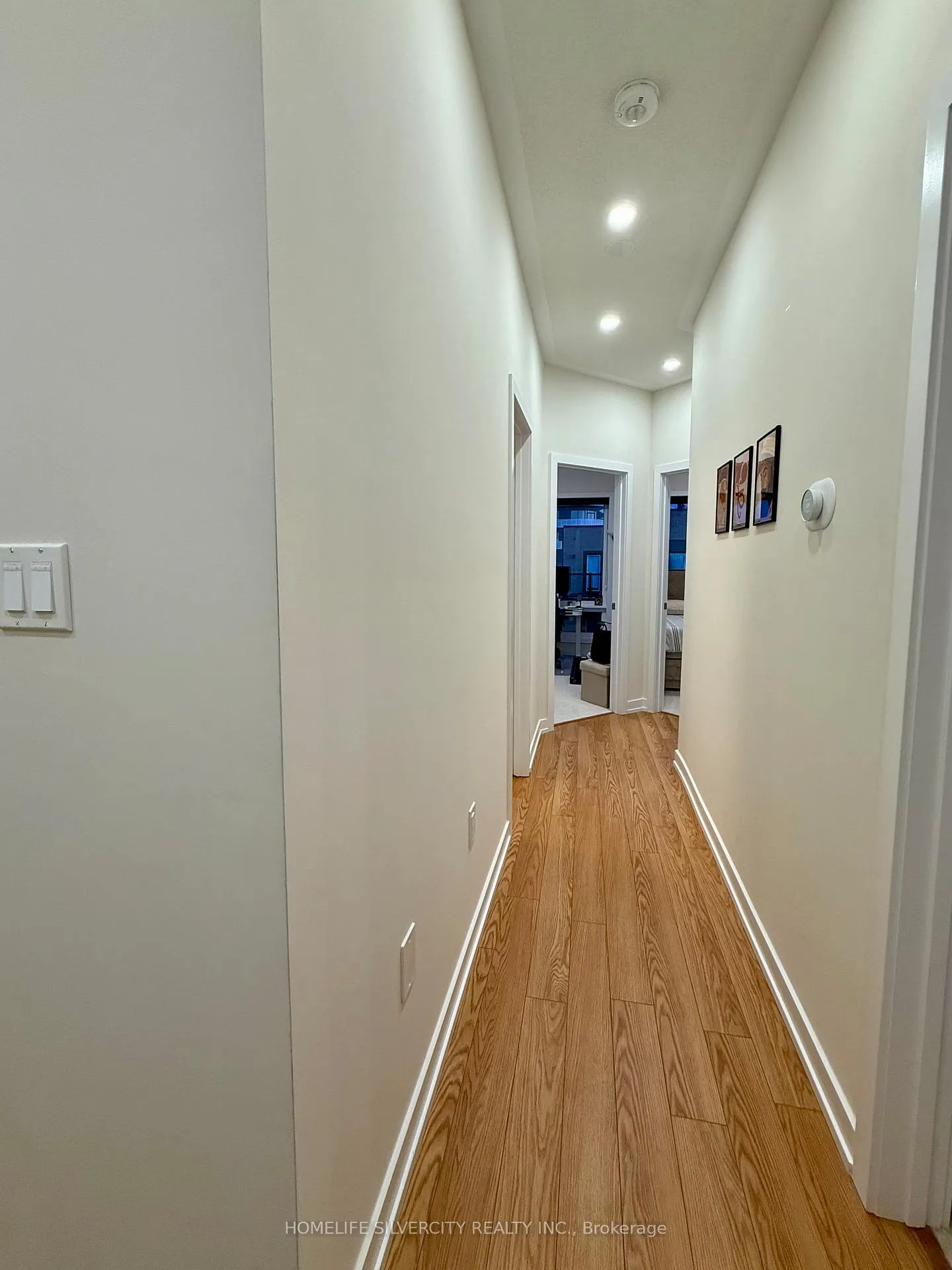 Photo 16 of 42 Chiffon Street, Vaughan, Steeles West Industrial — HOMEH