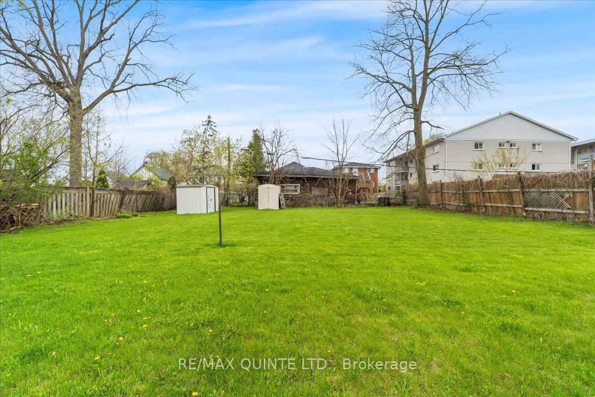 Photo 5 of 10 Grier Street, Belleville, Belleville Ward — HOMEH