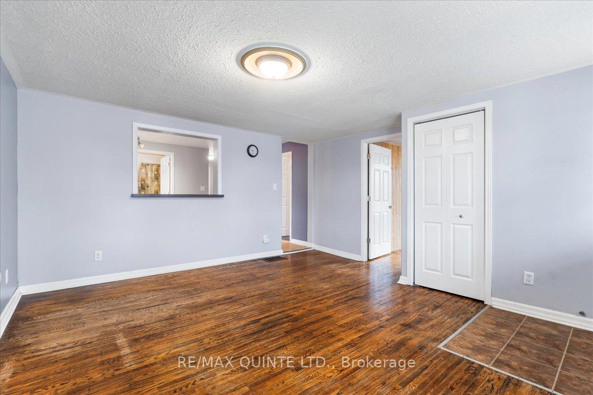 Photo 7 of 10 Grier Street, Belleville, Belleville Ward — HOMEH