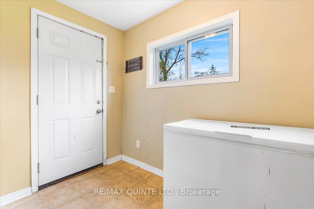 Photo 17 of 10 Grier Street, Belleville, Belleville Ward — HOMEH