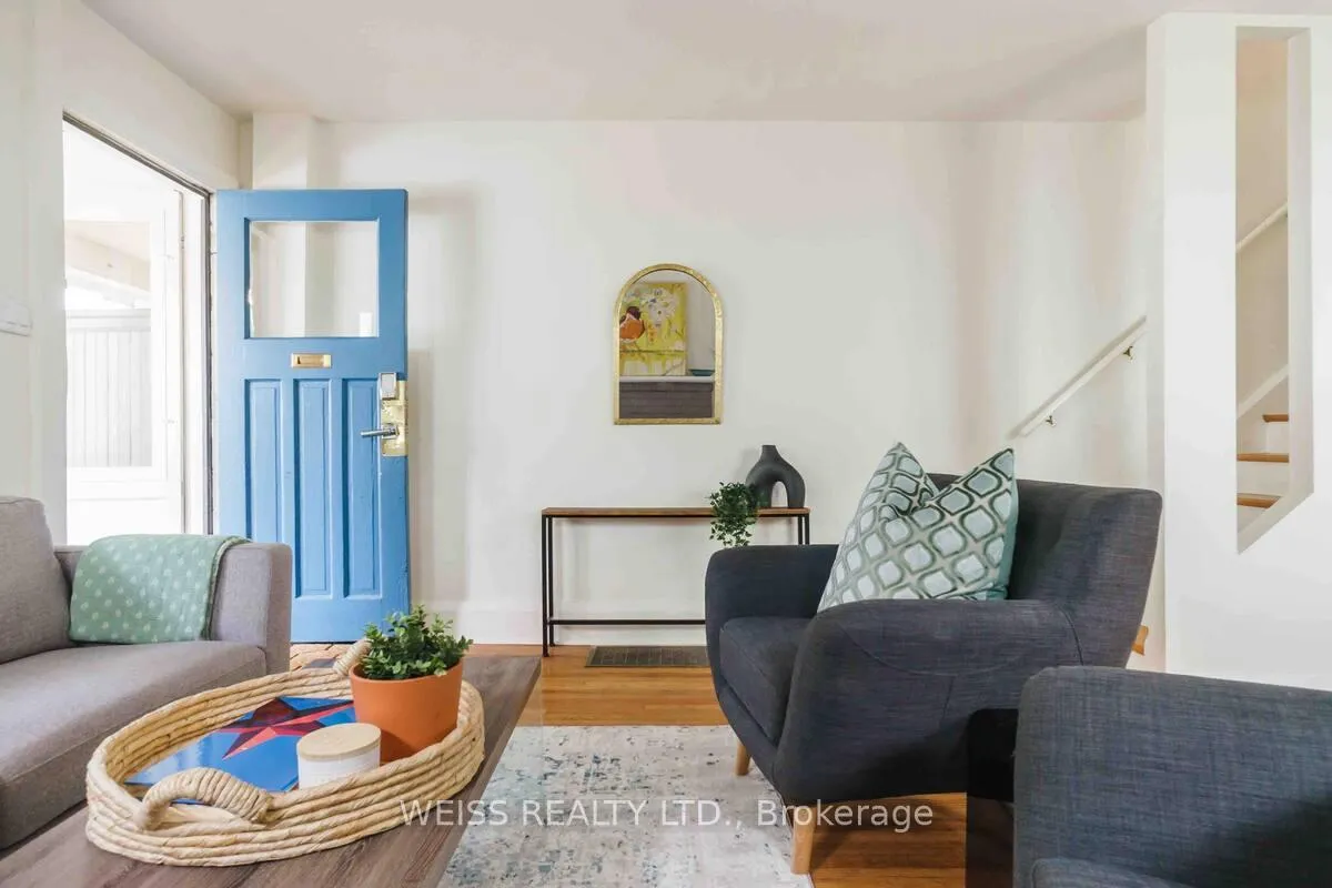 Photo 5 of 1770 Queen Street E, Toronto, The Beaches — HOMEH