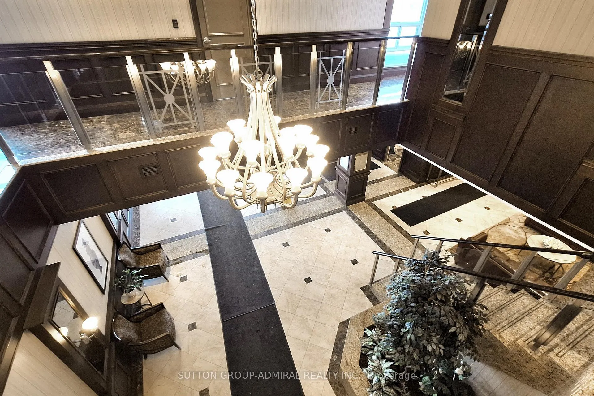 Photo 6 of Unit 406, 7 North Park Road, Vaughan, Beverley Glen — HOMEH