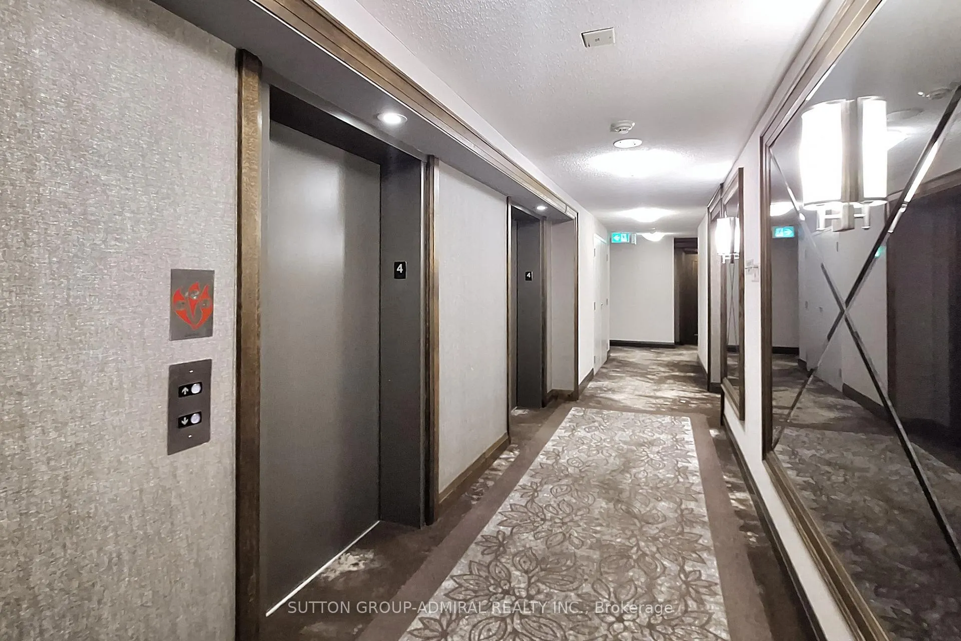 Photo 7 of Unit 406, 7 North Park Road, Vaughan, Beverley Glen — HOMEH