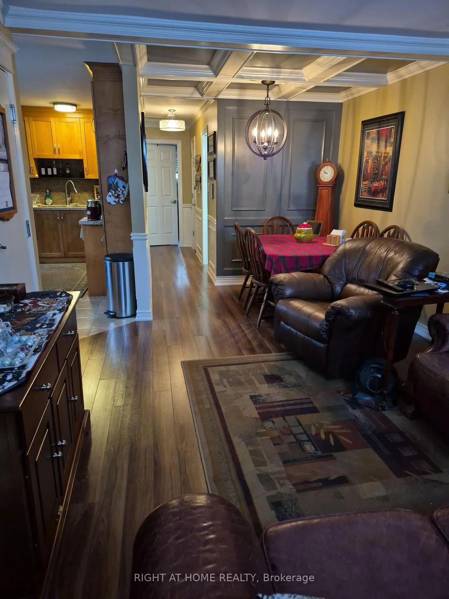 Photo 6 of Unit A, 25 Wellington Avenue, Oshawa, Lakeview — HOMEH