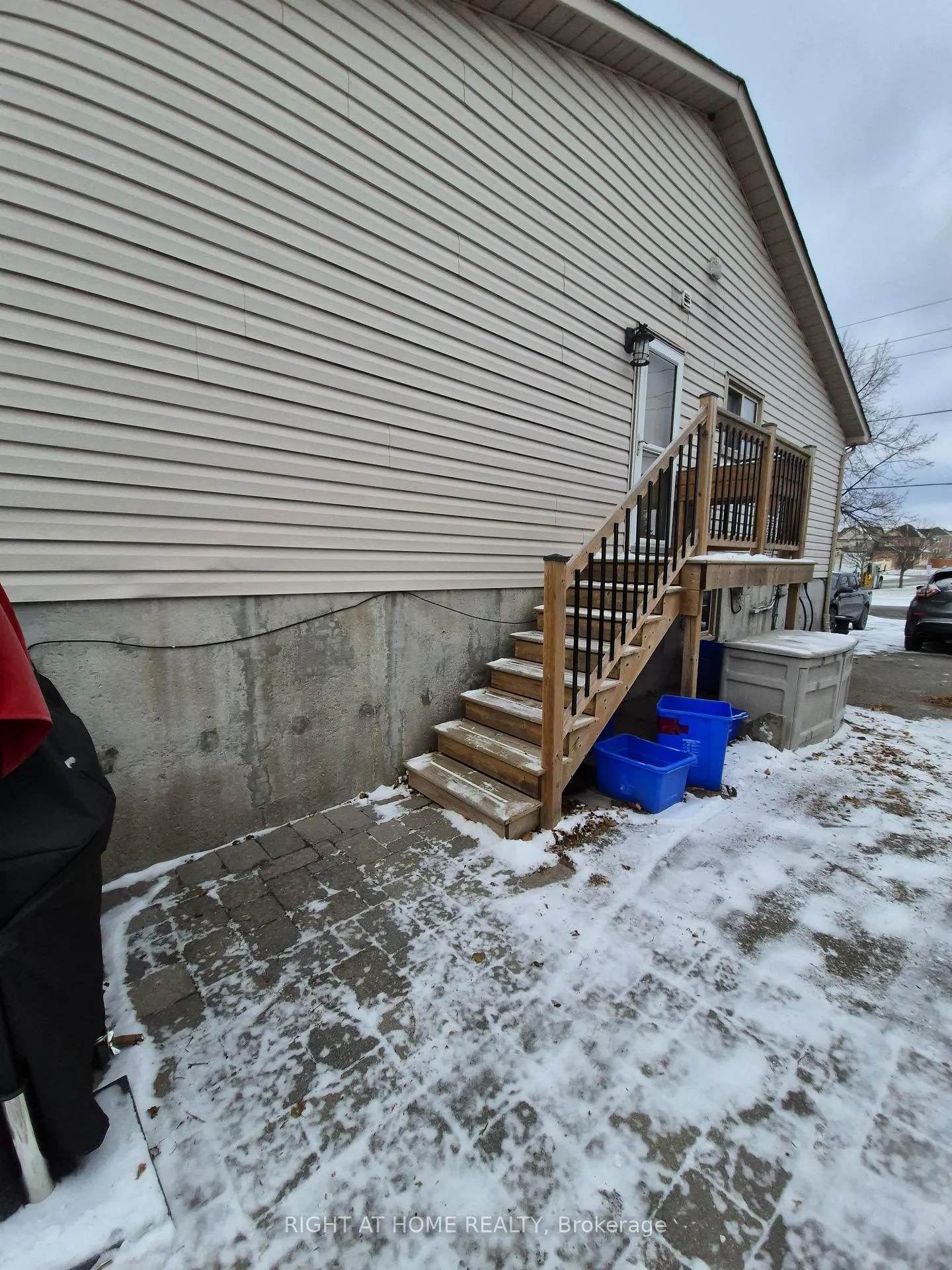 Photo 9 of Unit A, 25 Wellington Avenue, Oshawa, Lakeview — HOMEH