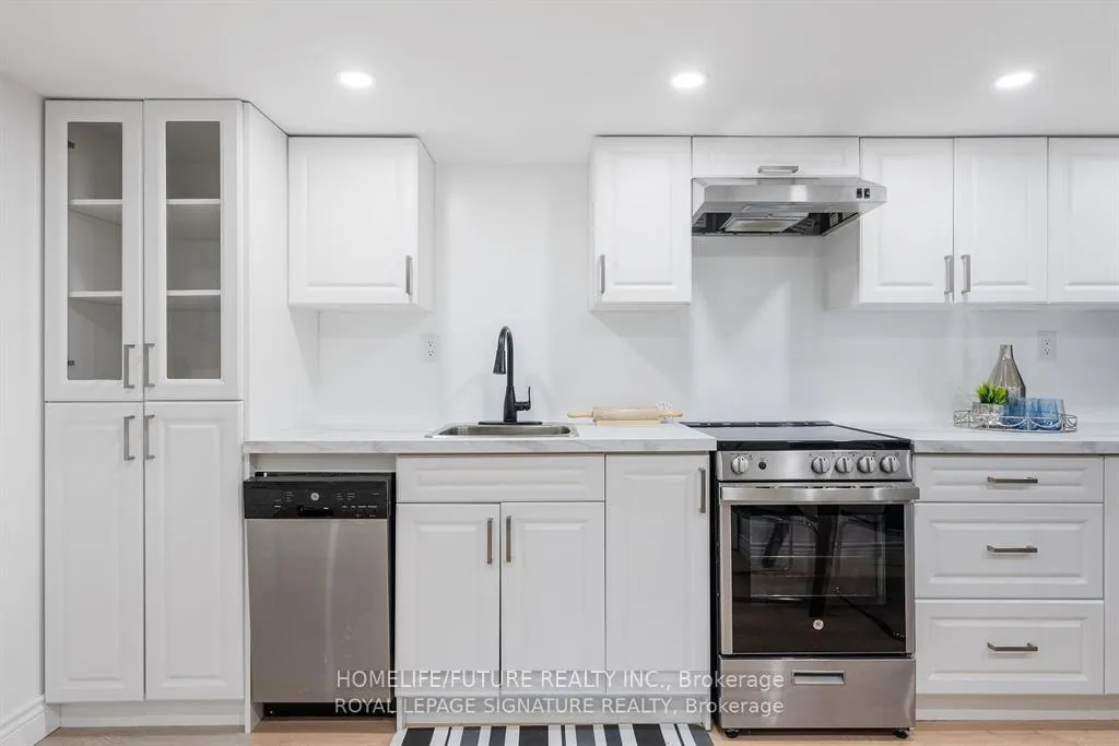 Photo 3 of 111 Closson Drive, Whitby, Rural Whitby — HOMEH