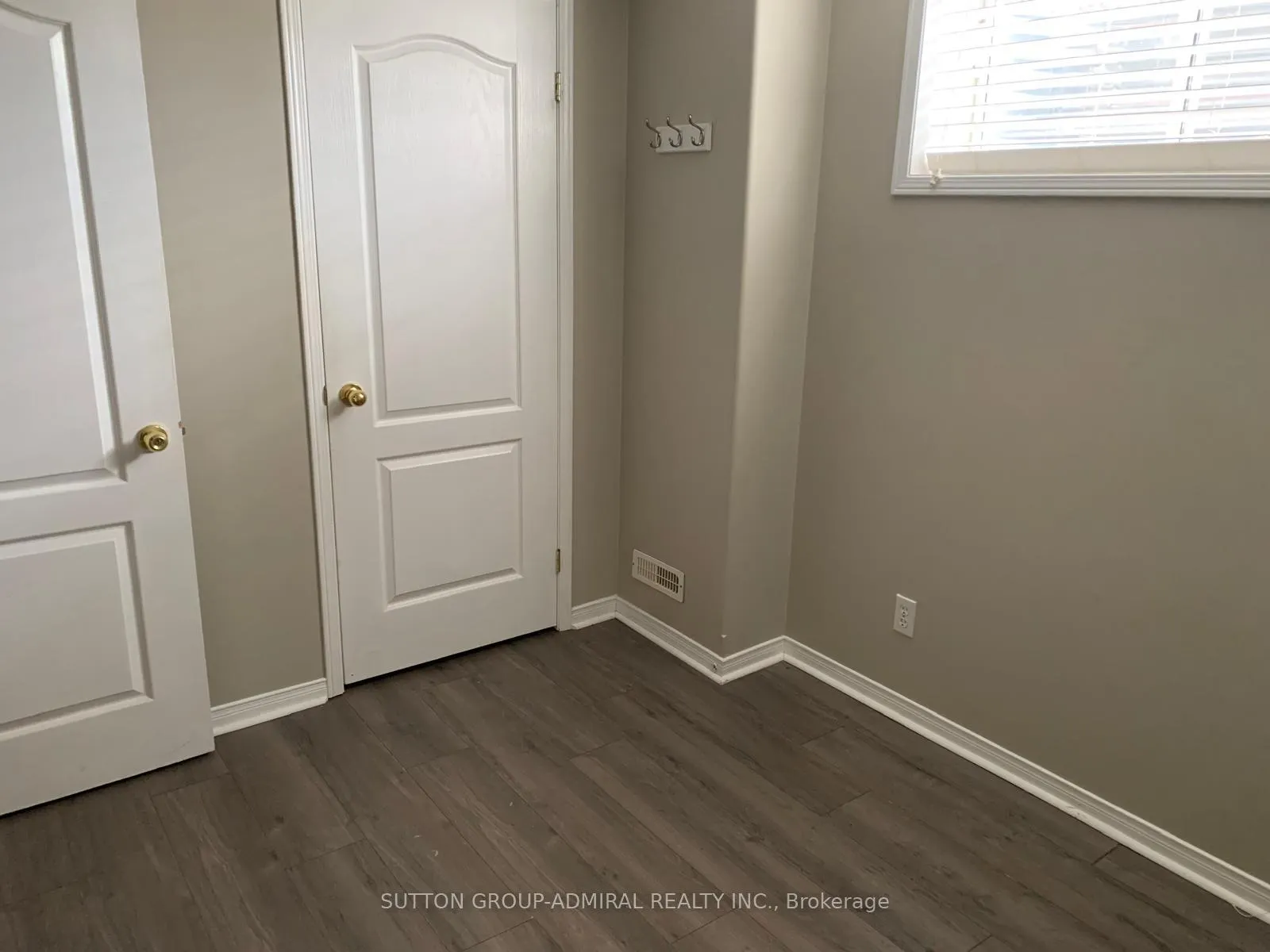 Photo 4 of 45 Sydenham Wells, Barrie, Grove East — HOMEH