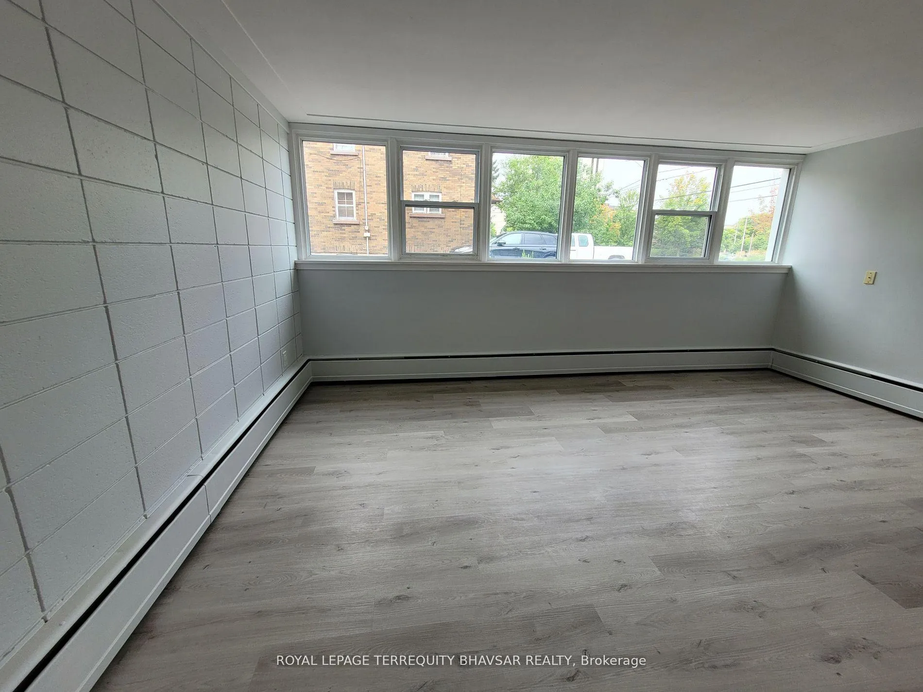 Photo 4 of Unit 2, 521 Park Street, Kitchener — HOMEH
