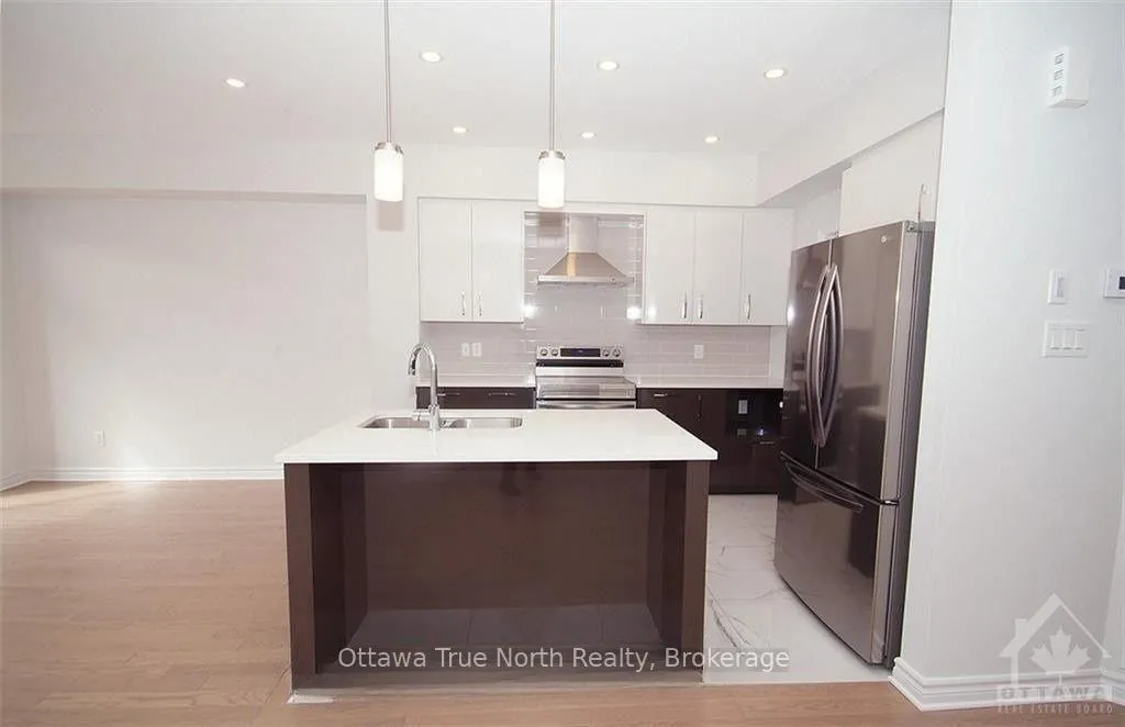 Photo 4 of 57 Hermes Avenue, Ottawa, Riverside South/Gloucester Glen — HOMEH