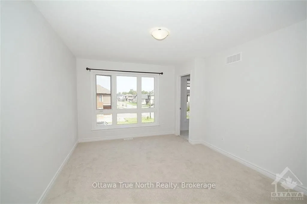 Photo 10 of 57 Hermes Avenue, Ottawa, Riverside South/Gloucester Glen — HOMEH