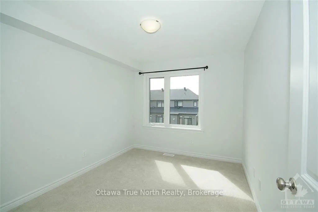 Photo 14 of 57 Hermes Avenue, Ottawa, Riverside South/Gloucester Glen — HOMEH