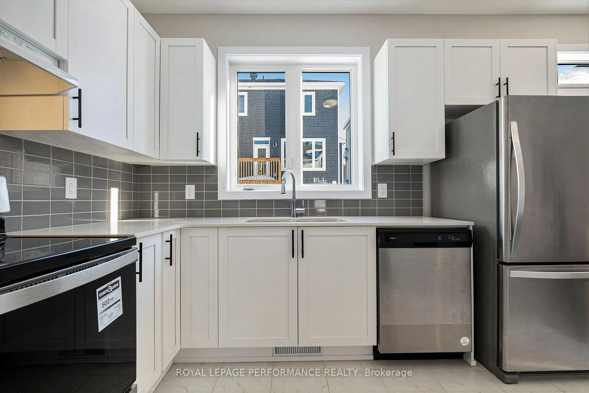 Photo 9 of 416 Epoch Street, Ottawa, Barrhaven - Half Moon Bay — HOMEH