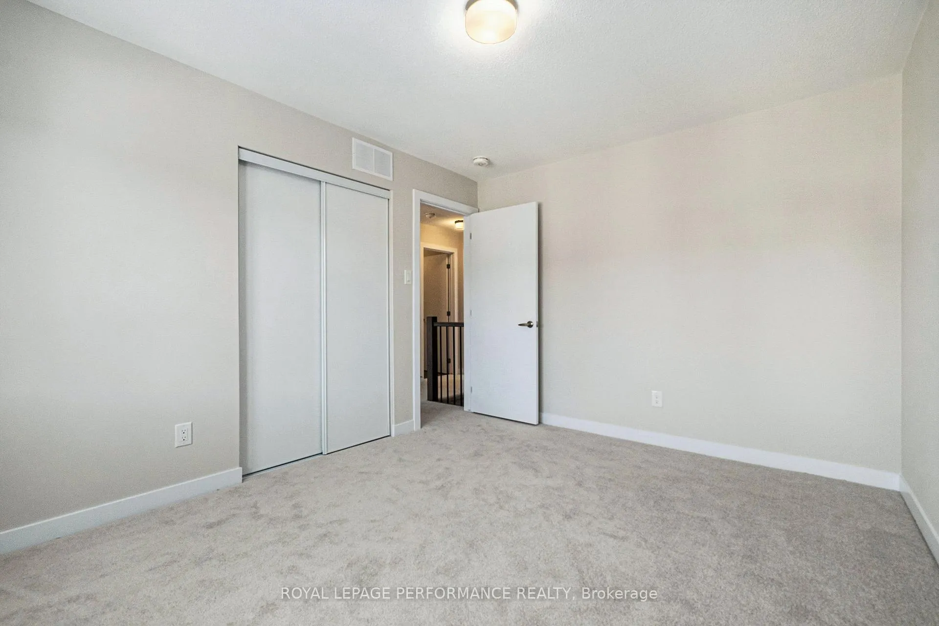 Photo 17 of 416 Epoch Street, Ottawa, Barrhaven - Half Moon Bay — HOMEH