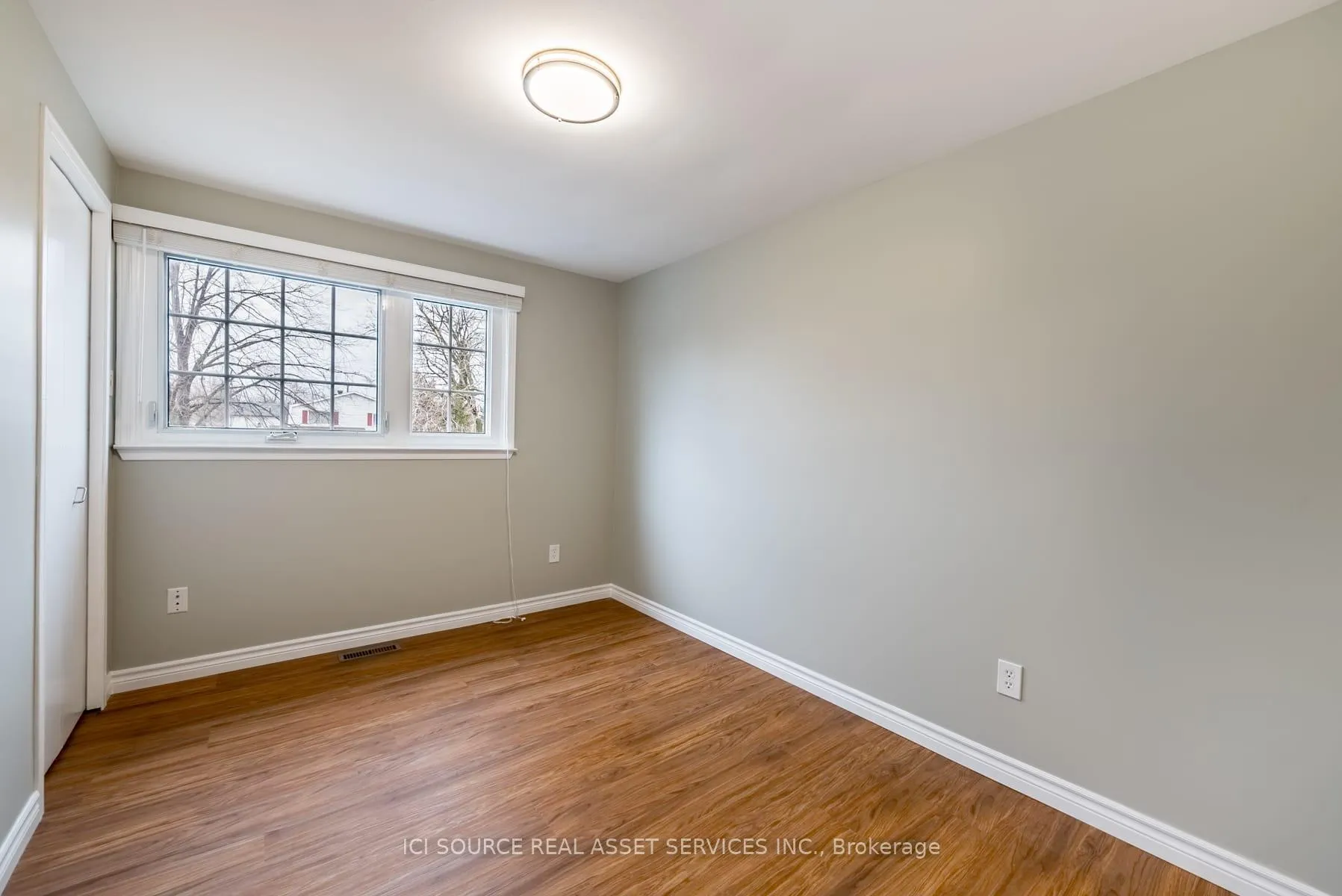 Photo 18 of Unit Upper, 152 Michael Boulevard, Whitby, Lynde Creek — HOMEH