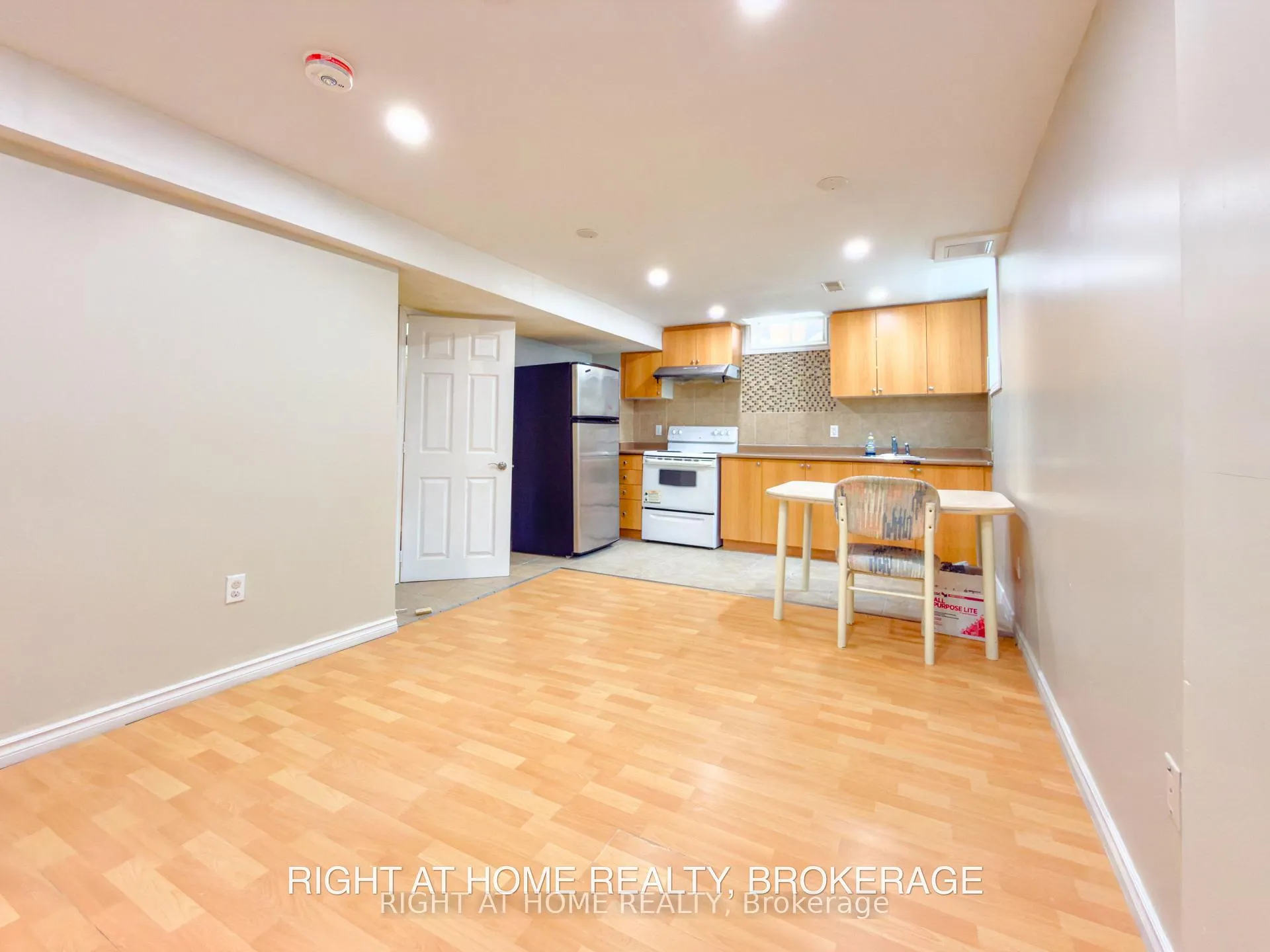 Photo 6 of Unit Lower, 1248 Mcmullen Crescent, Milton, Clarke — HOMEH