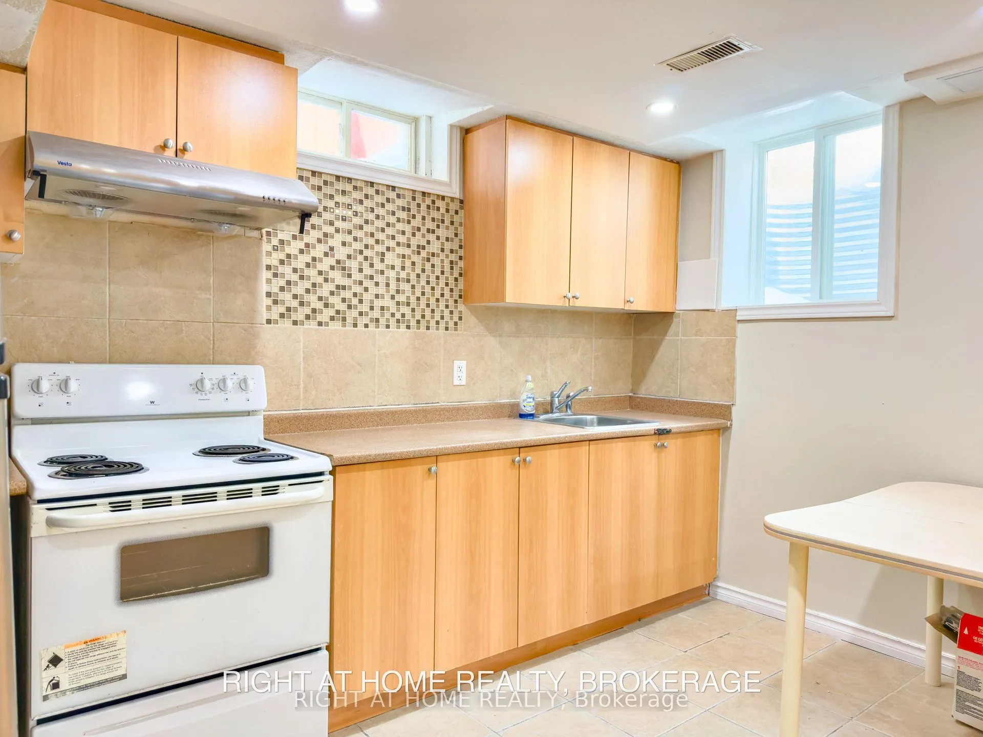 Photo 7 of Unit Lower, 1248 Mcmullen Crescent, Milton, Clarke — HOMEH