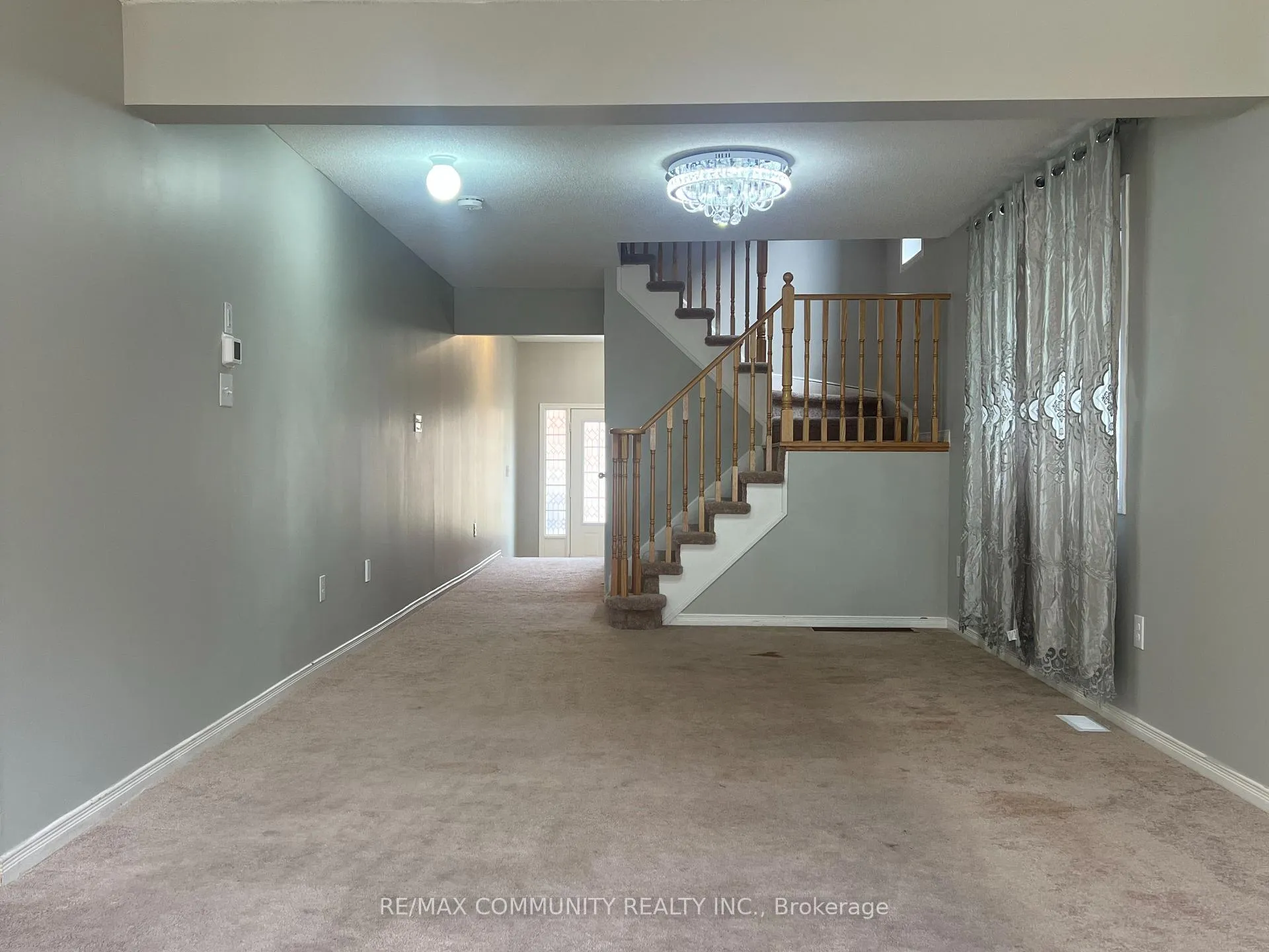 Photo 3 of 12 Mortlock Street, Ajax, Northeast Ajax — HOMEH
