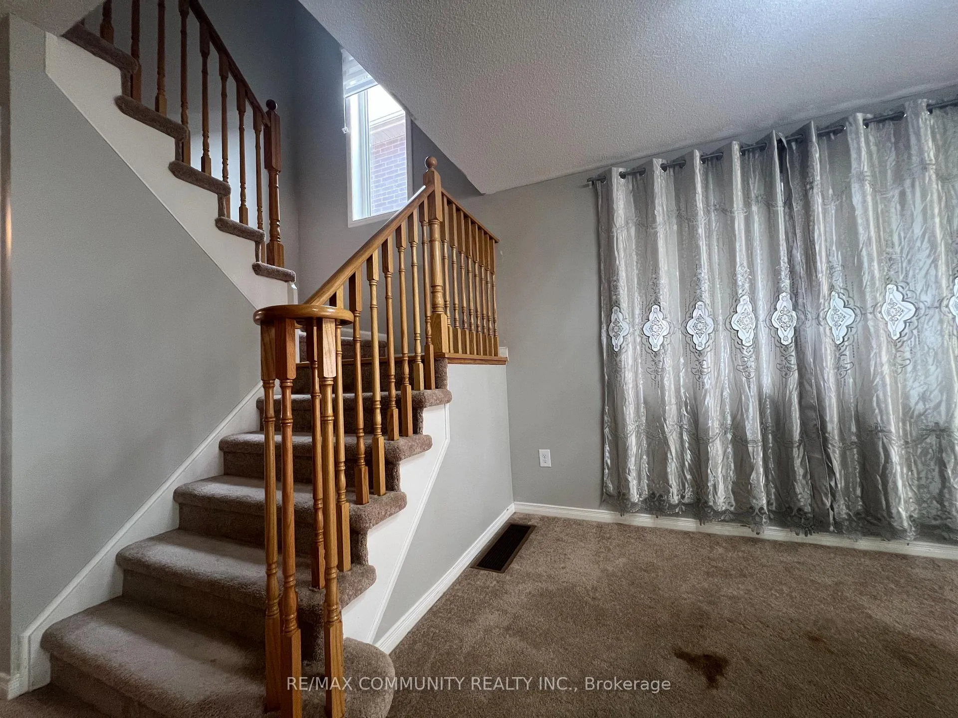 Photo 12 of 12 Mortlock Street, Ajax, Northeast Ajax — HOMEH