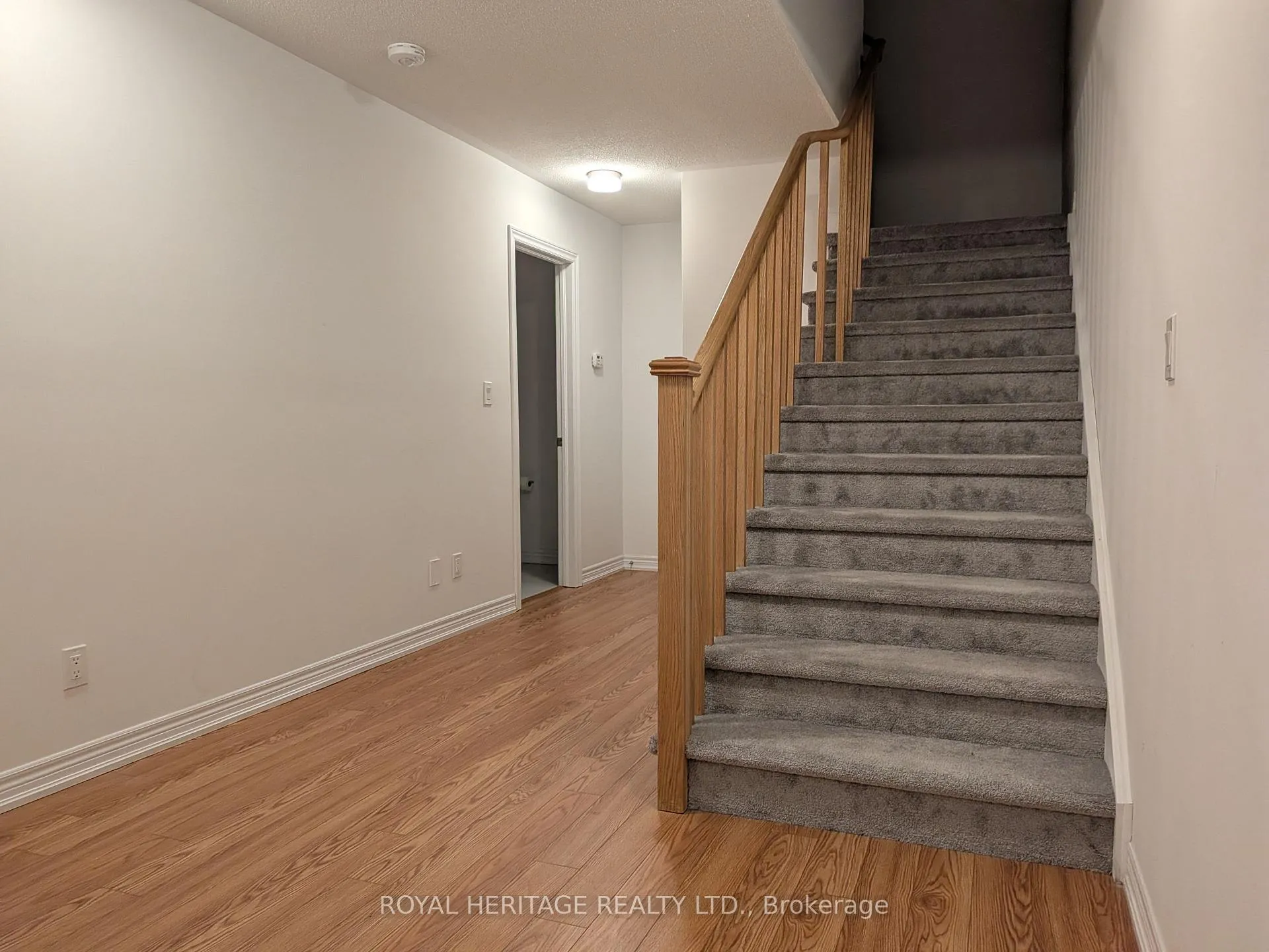 Photo 11 of 1099 Lockie Drive, Oshawa, Kedron — HOMEH