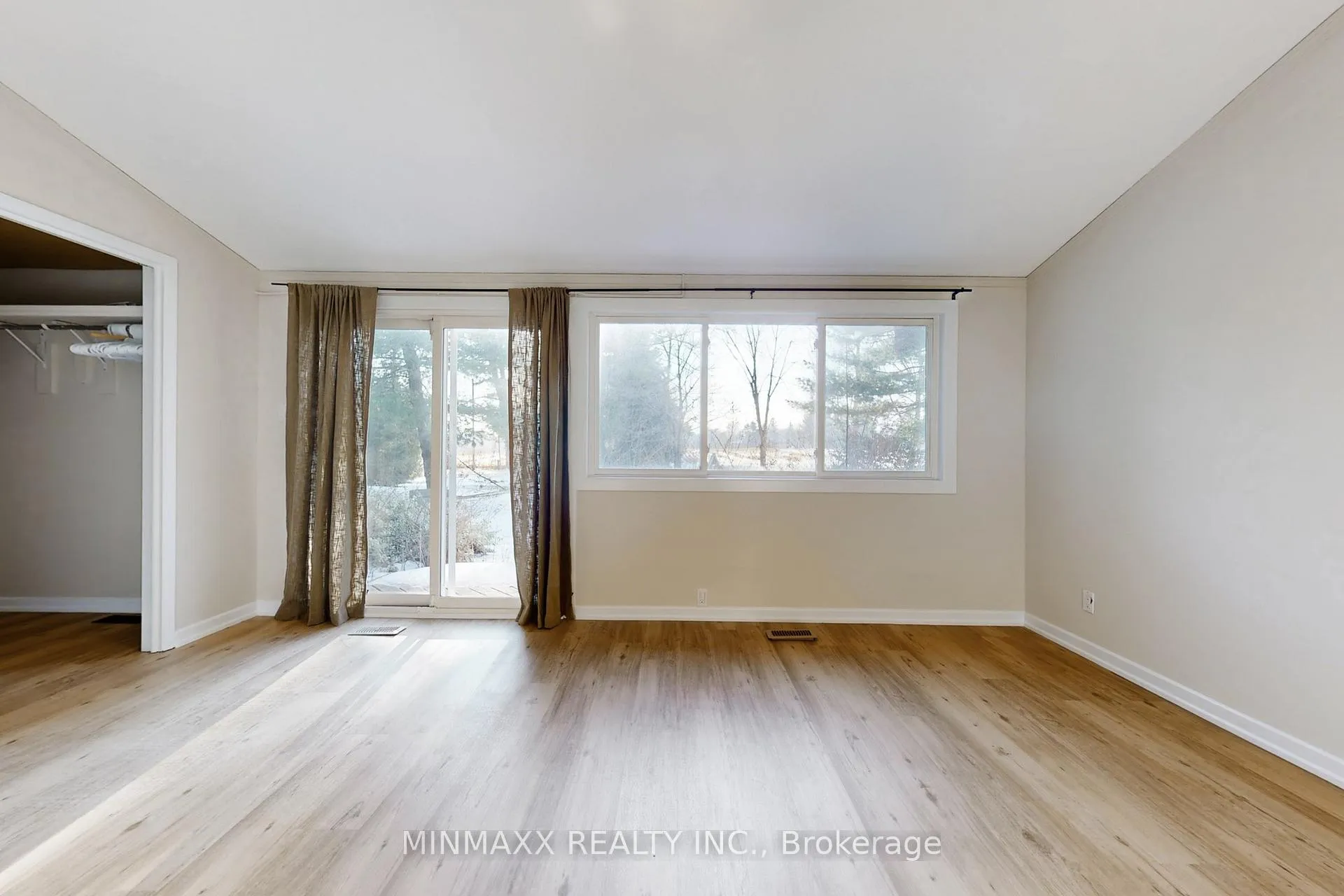 Photo 17 of 8357 Fifth Line, Halton Hills, Rural Halton Hills — HOMEH