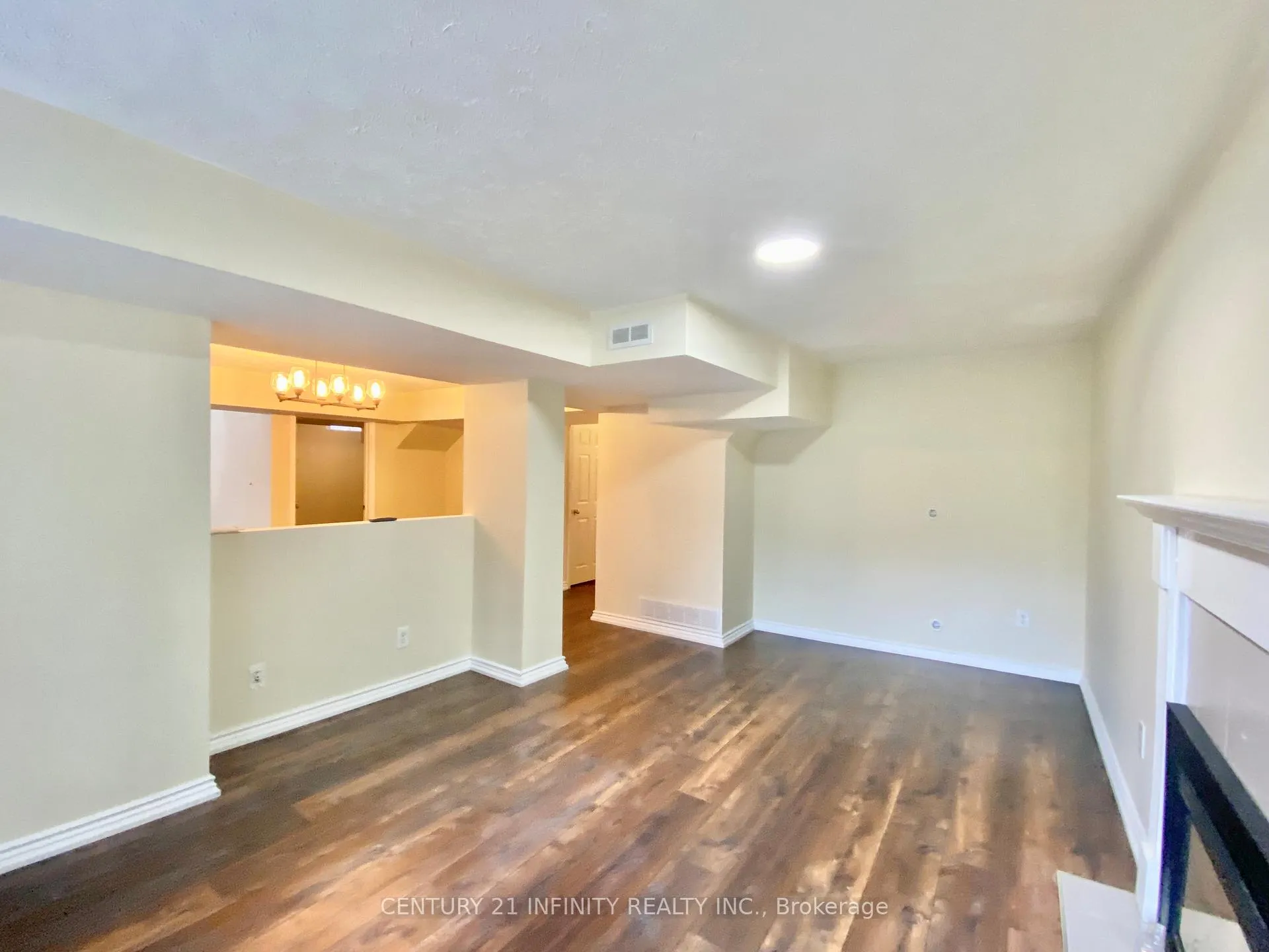 Photo 14 of 12 Headlands Crescent, Whitby, Rolling Acres — HOMEH