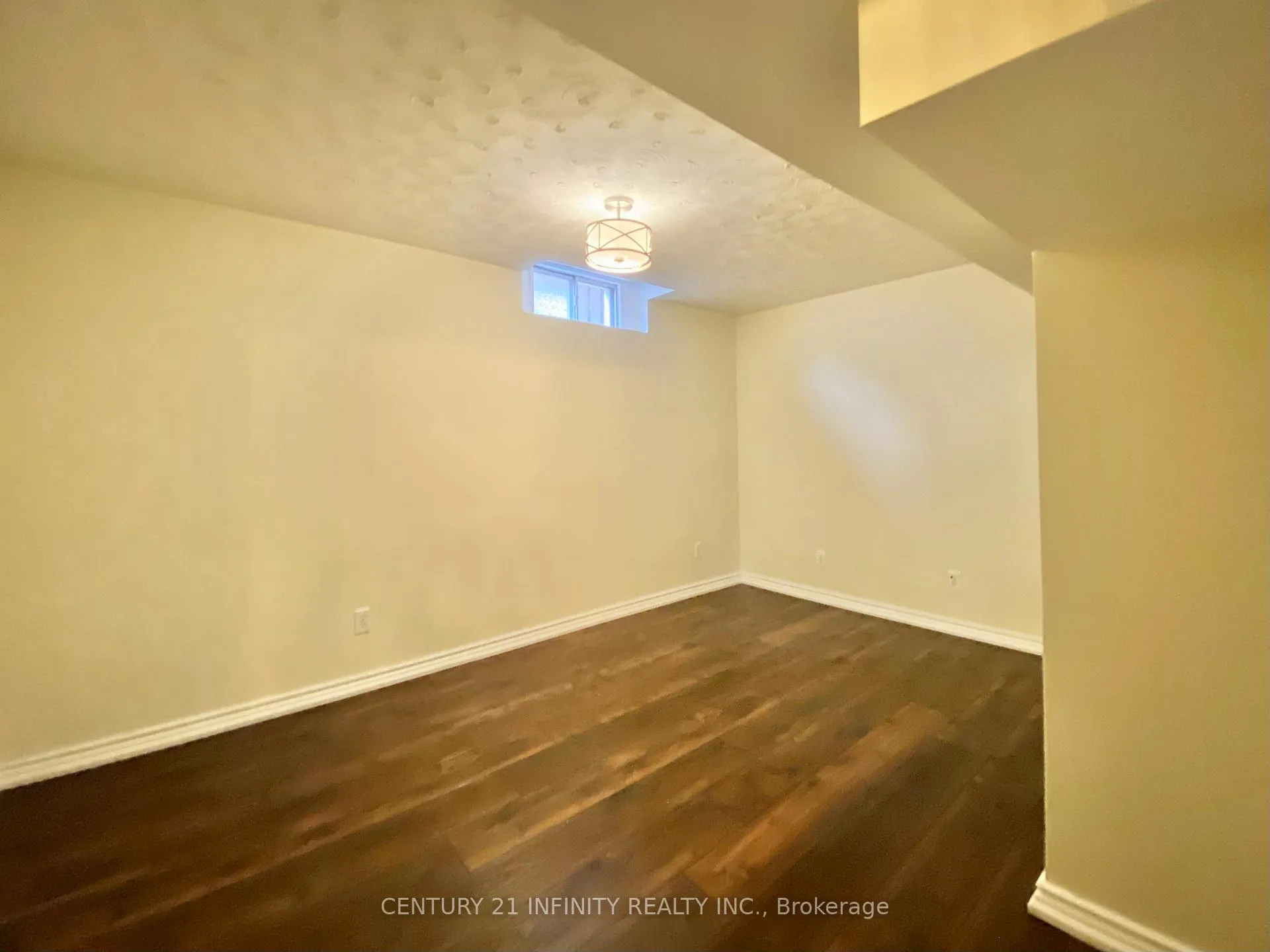 Photo 15 of 12 Headlands Crescent, Whitby, Rolling Acres — HOMEH