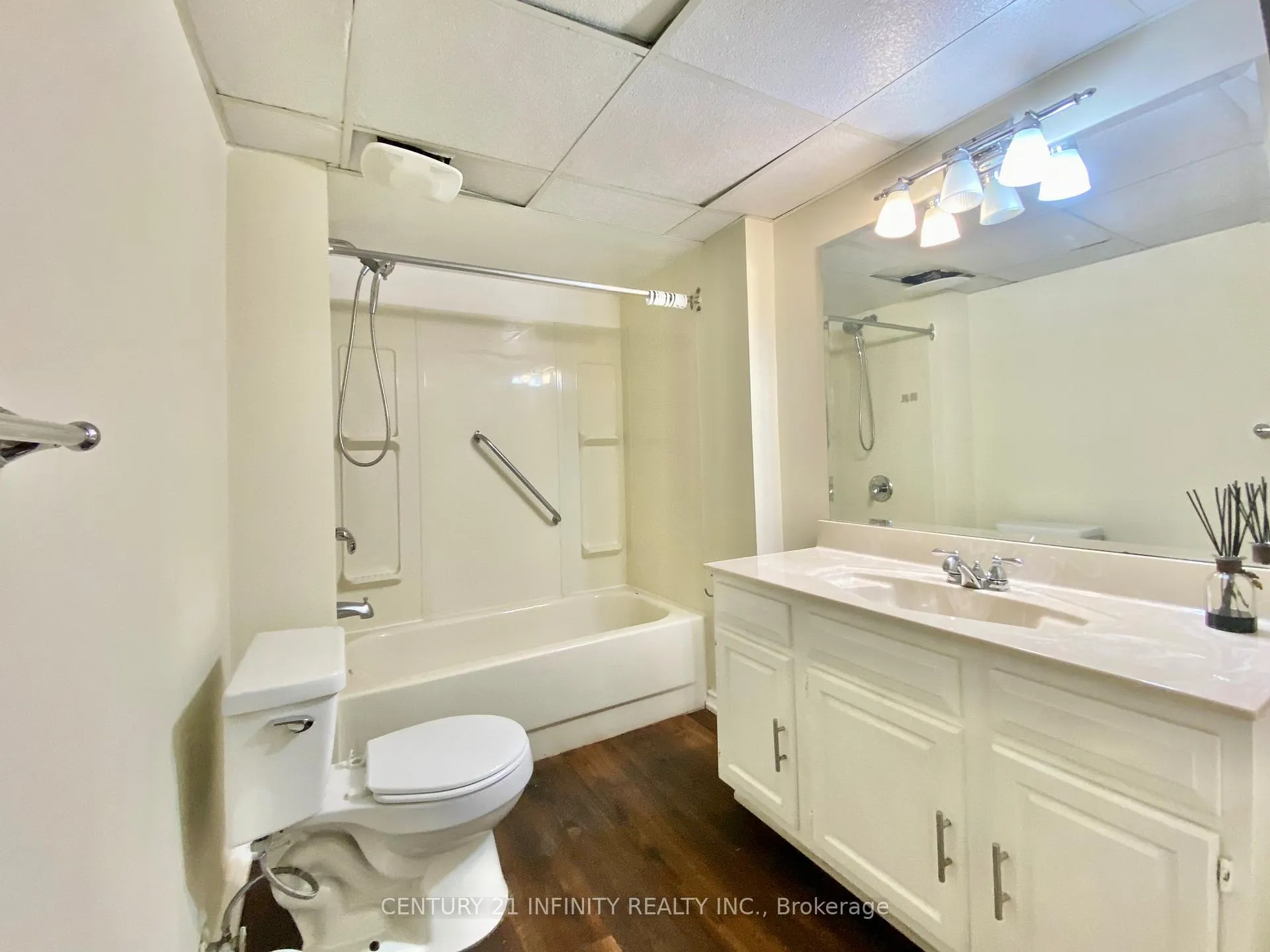 Photo 17 of 12 Headlands Crescent, Whitby, Rolling Acres — HOMEH