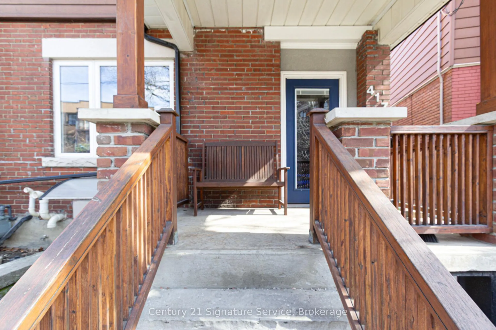 Photo 3 of 417 Crawford Street, Toronto, Palmerston-Little Italy — HOMEH