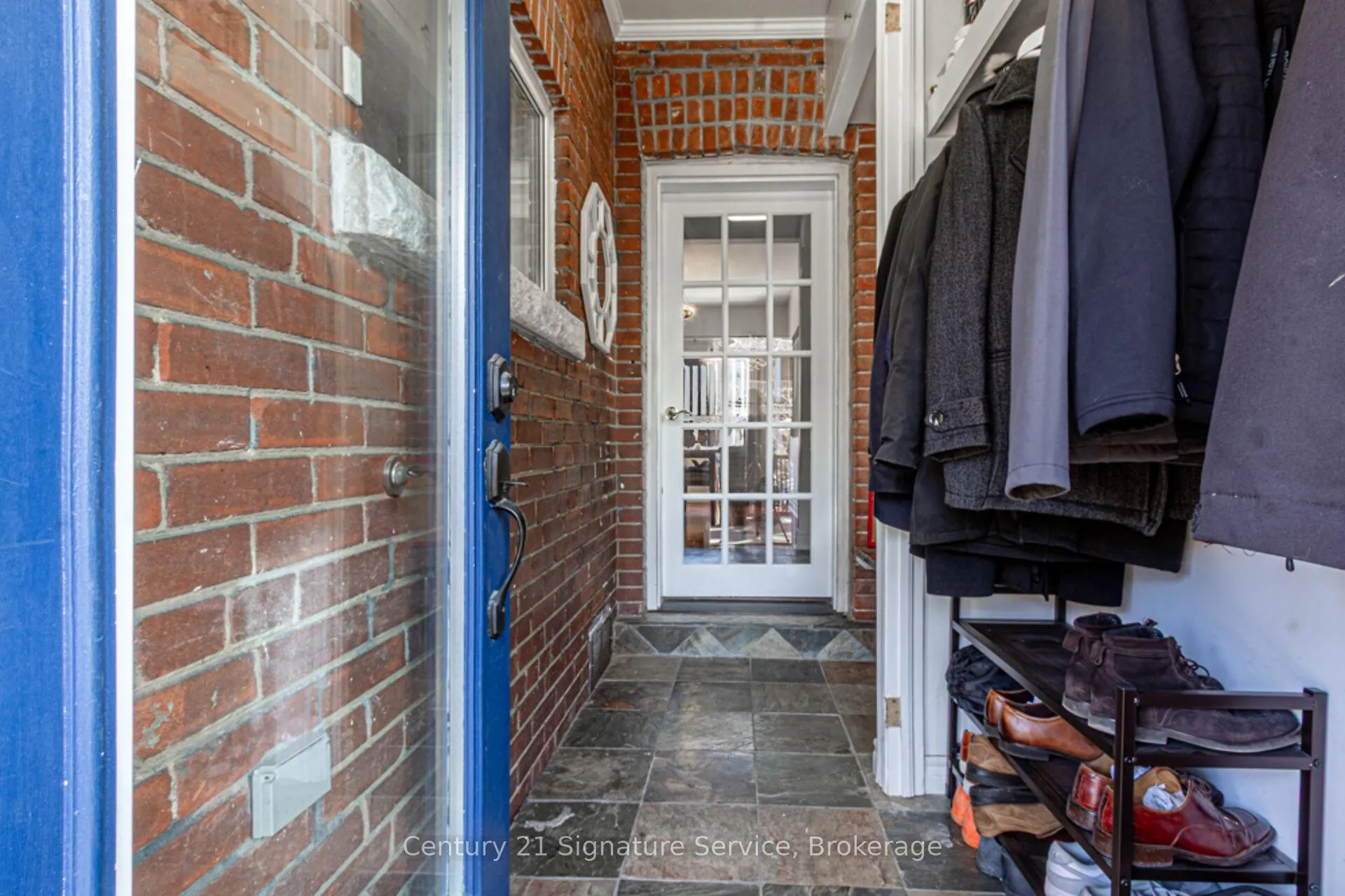Photo 5 of 417 Crawford Street, Toronto, Palmerston-Little Italy — HOMEH