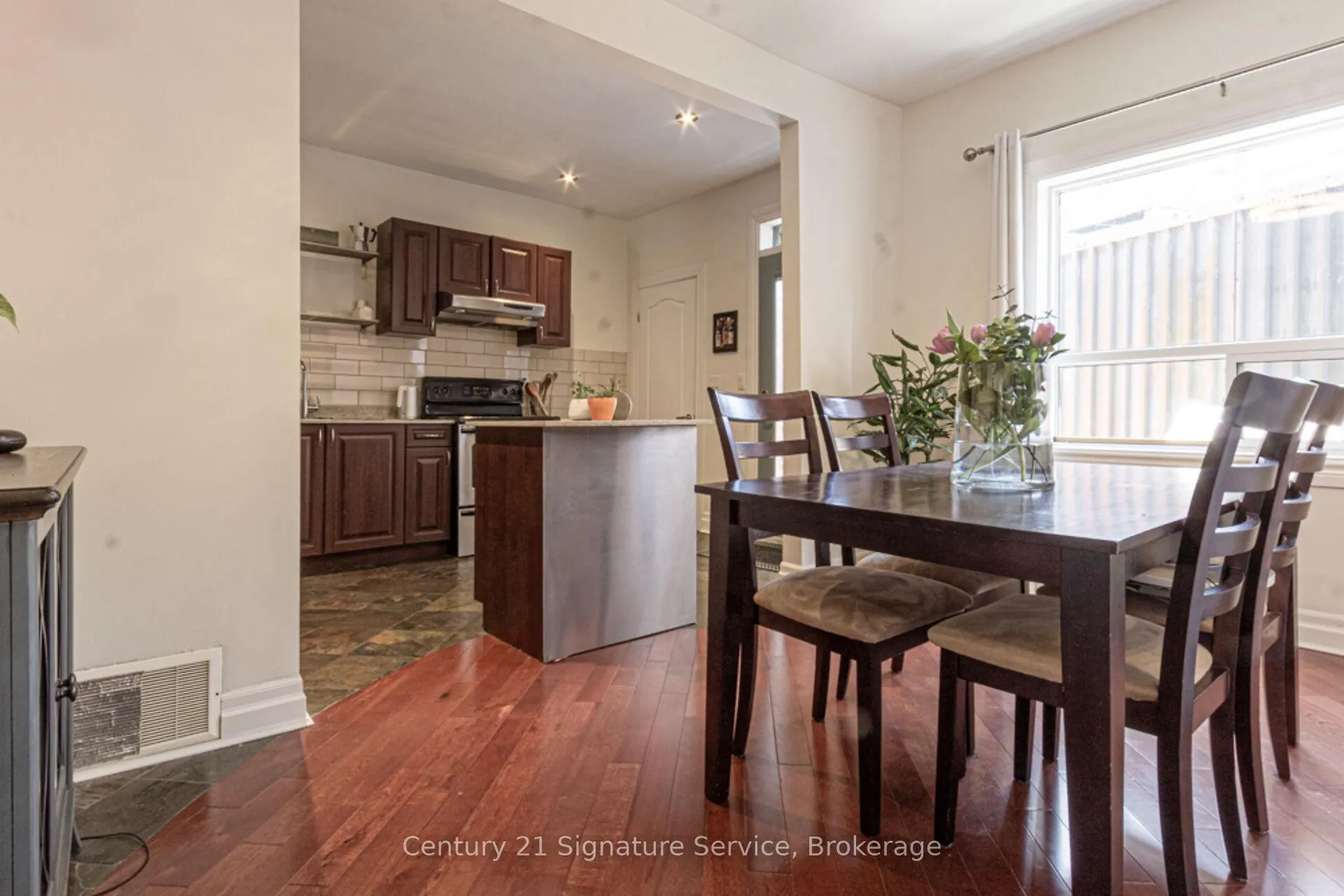 Photo 10 of 417 Crawford Street, Toronto, Palmerston-Little Italy — HOMEH