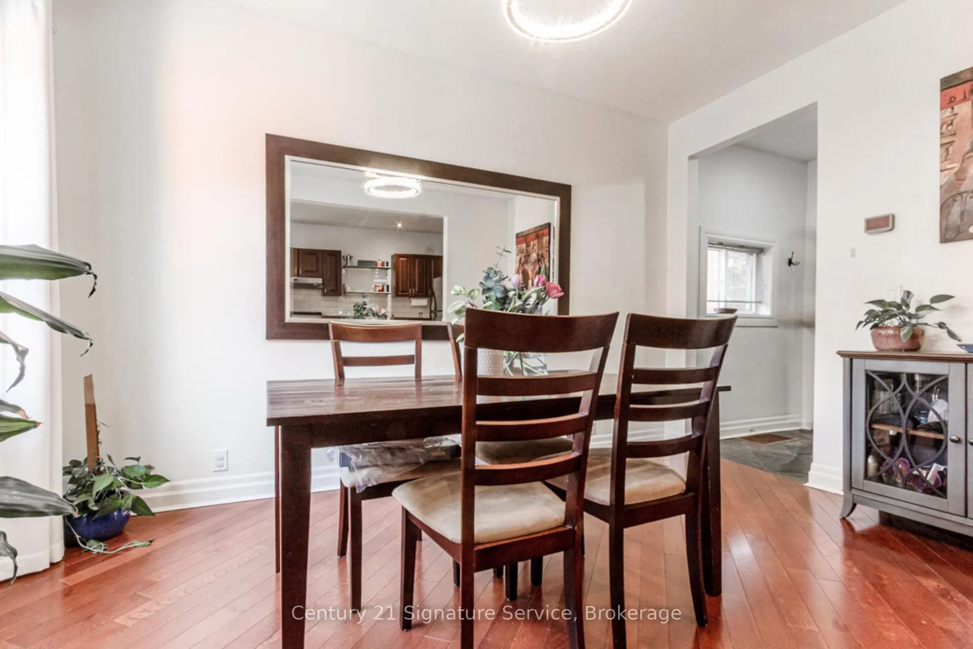 Photo 12 of 417 Crawford Street, Toronto, Palmerston-Little Italy — HOMEH