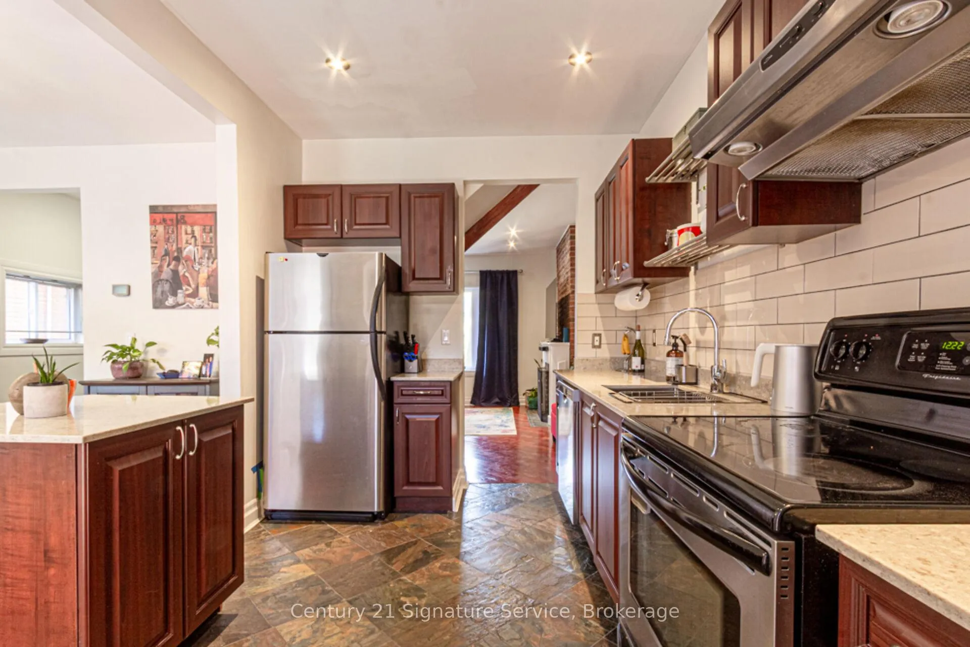 Photo 17 of 417 Crawford Street, Toronto, Palmerston-Little Italy — HOMEH