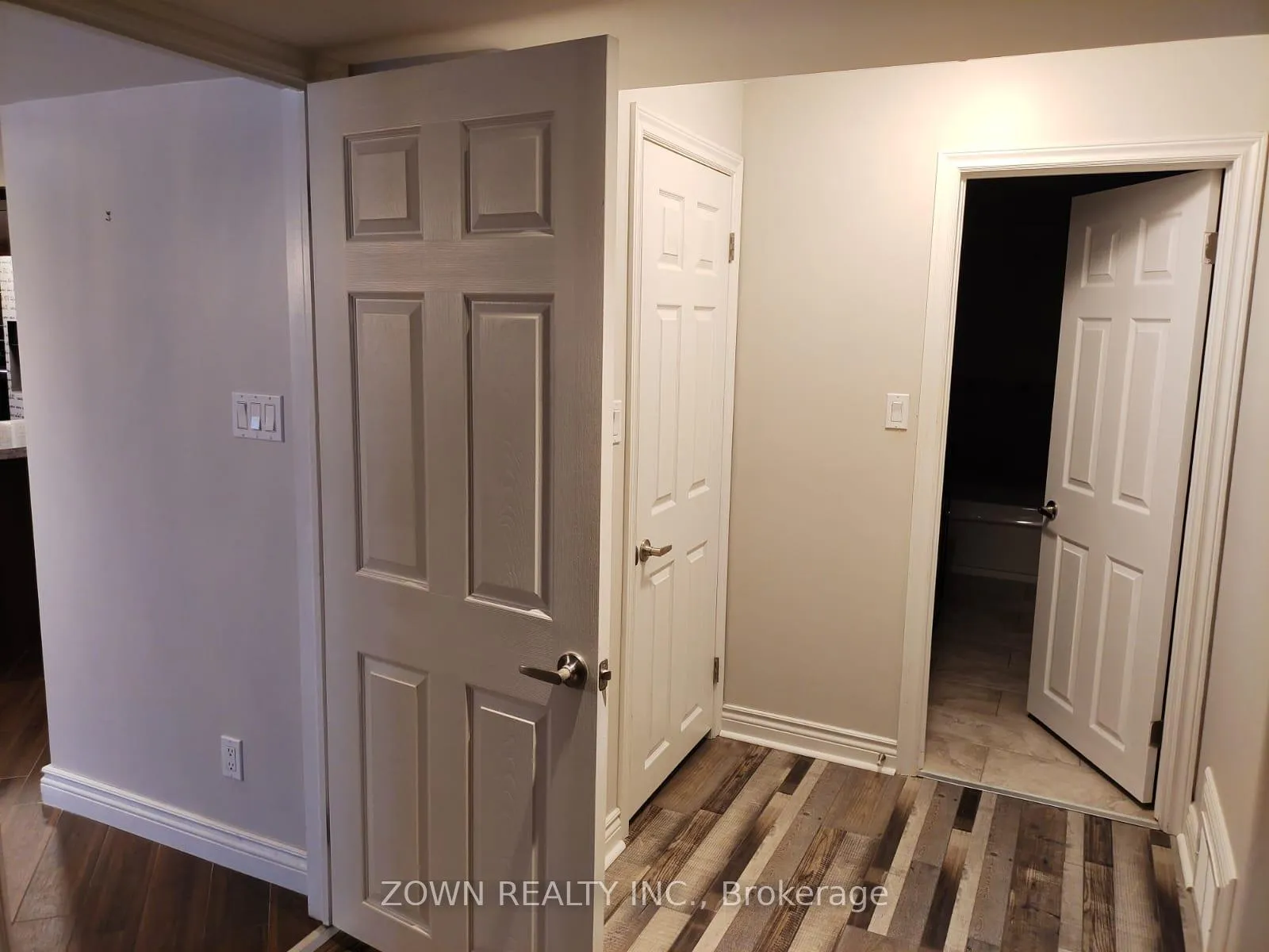 Photo 14 of 1900 Arborwood Drive, Oshawa, Taunton — HOMEH