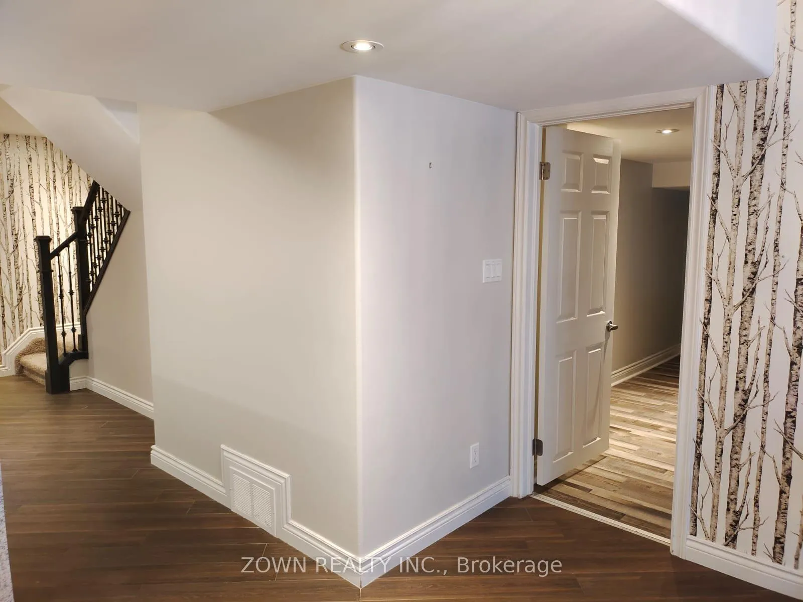 Photo 18 of 1900 Arborwood Drive, Oshawa, Taunton — HOMEH