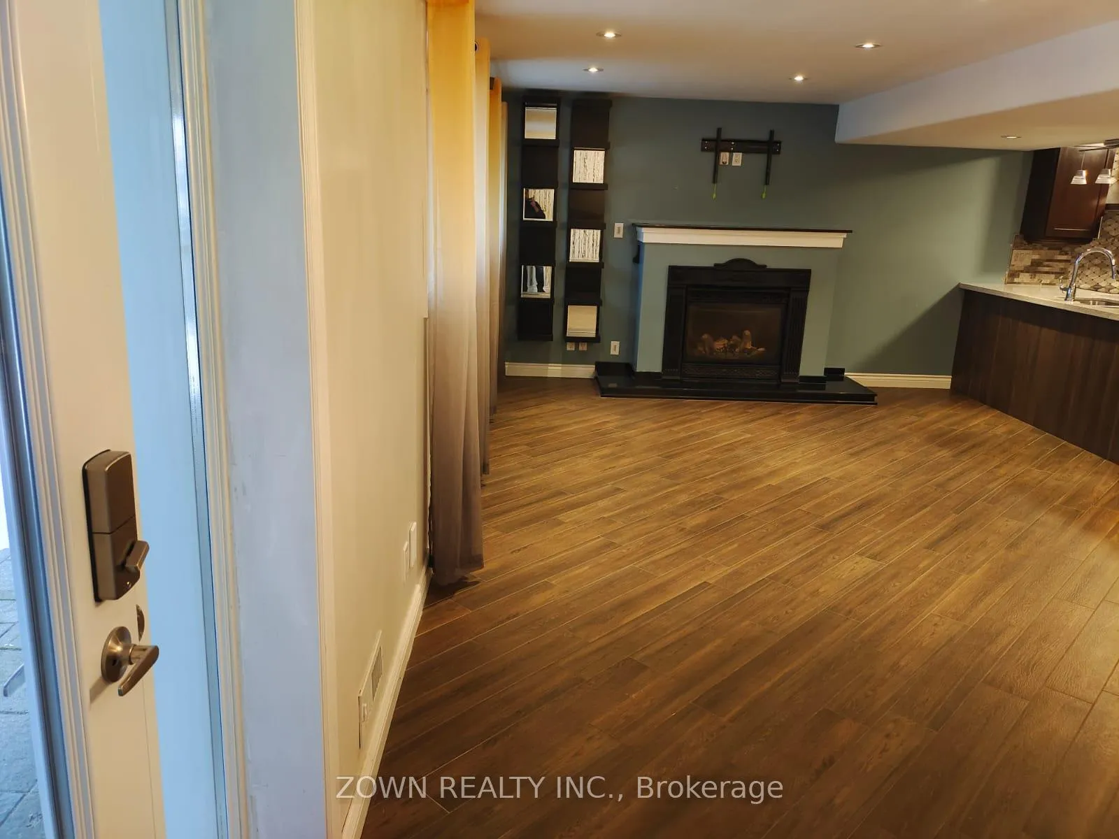 Photo 19 of 1900 Arborwood Drive, Oshawa, Taunton — HOMEH