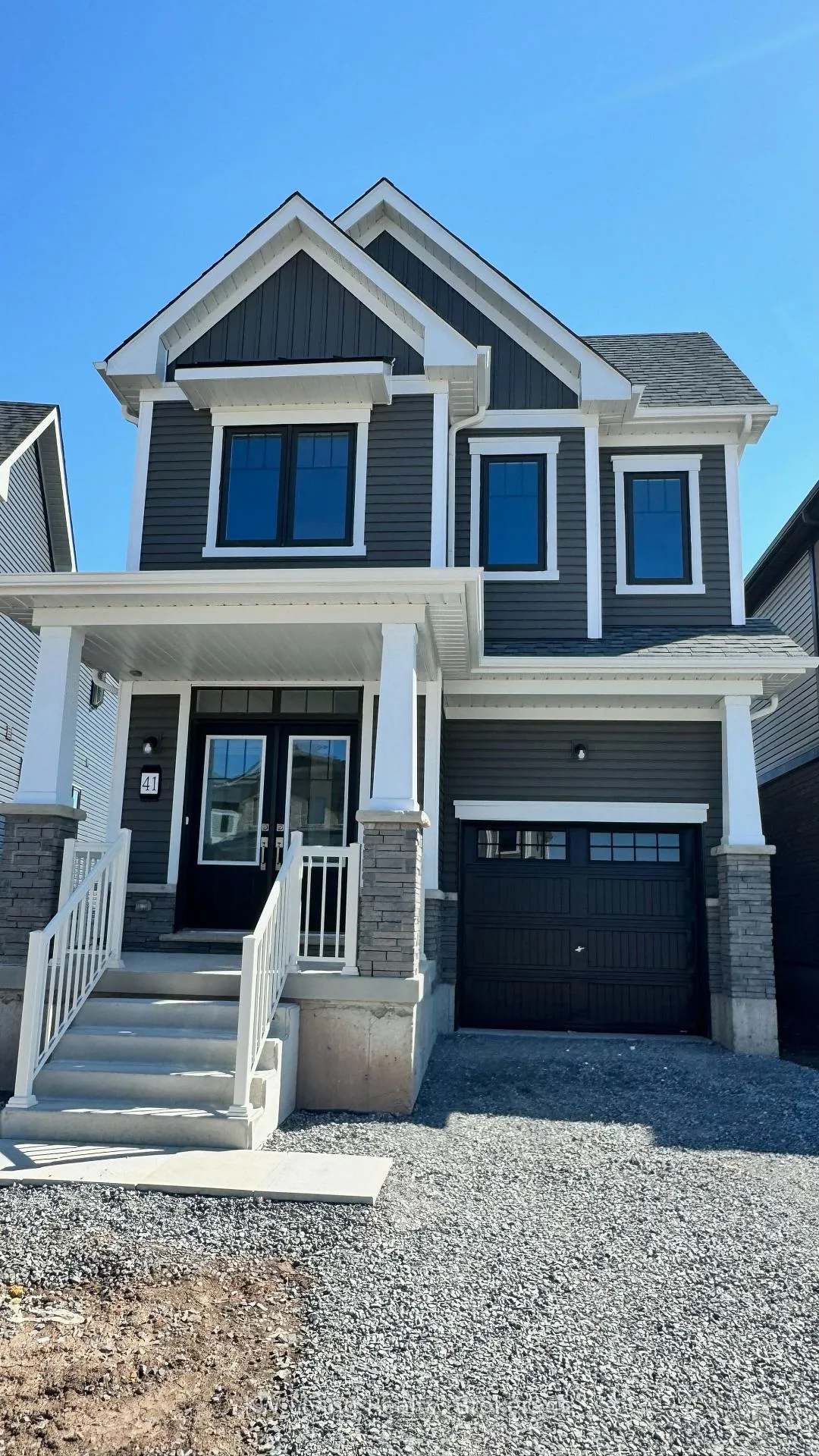 Photo 1 of 41 Canvas Crescent, Welland, Dain City — HOMEH