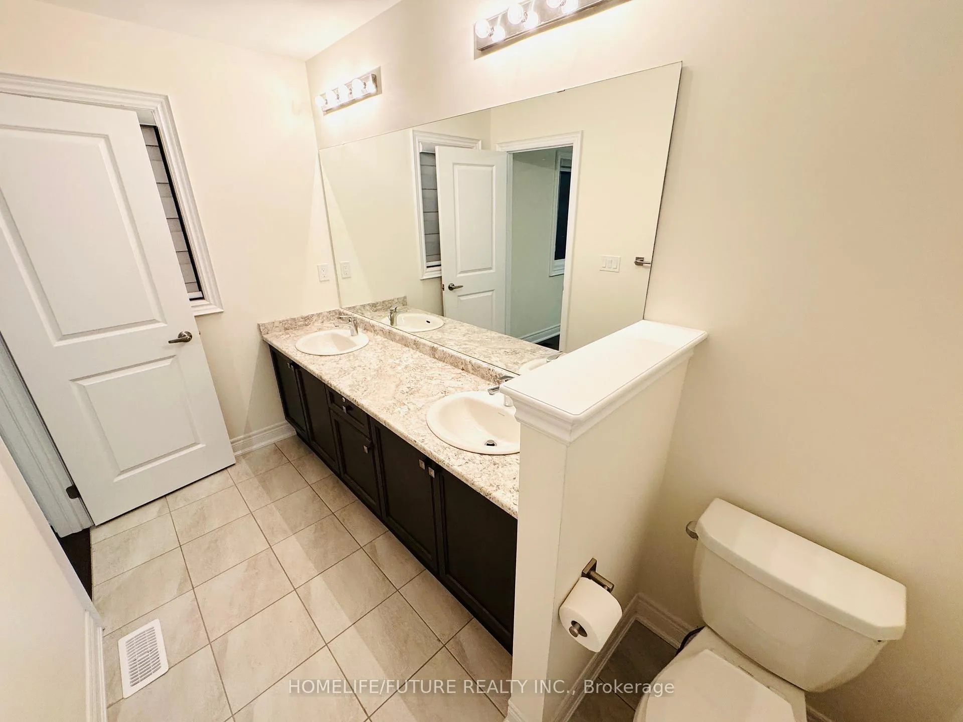 Photo 13 of 55 Wamsley Crescent, Clarington, Newcastle — HOMEH
