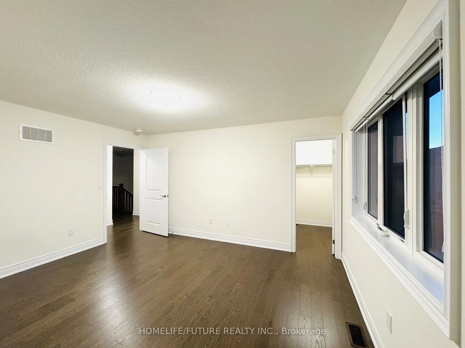 Photo 14 of 55 Wamsley Crescent, Clarington, Newcastle — HOMEH