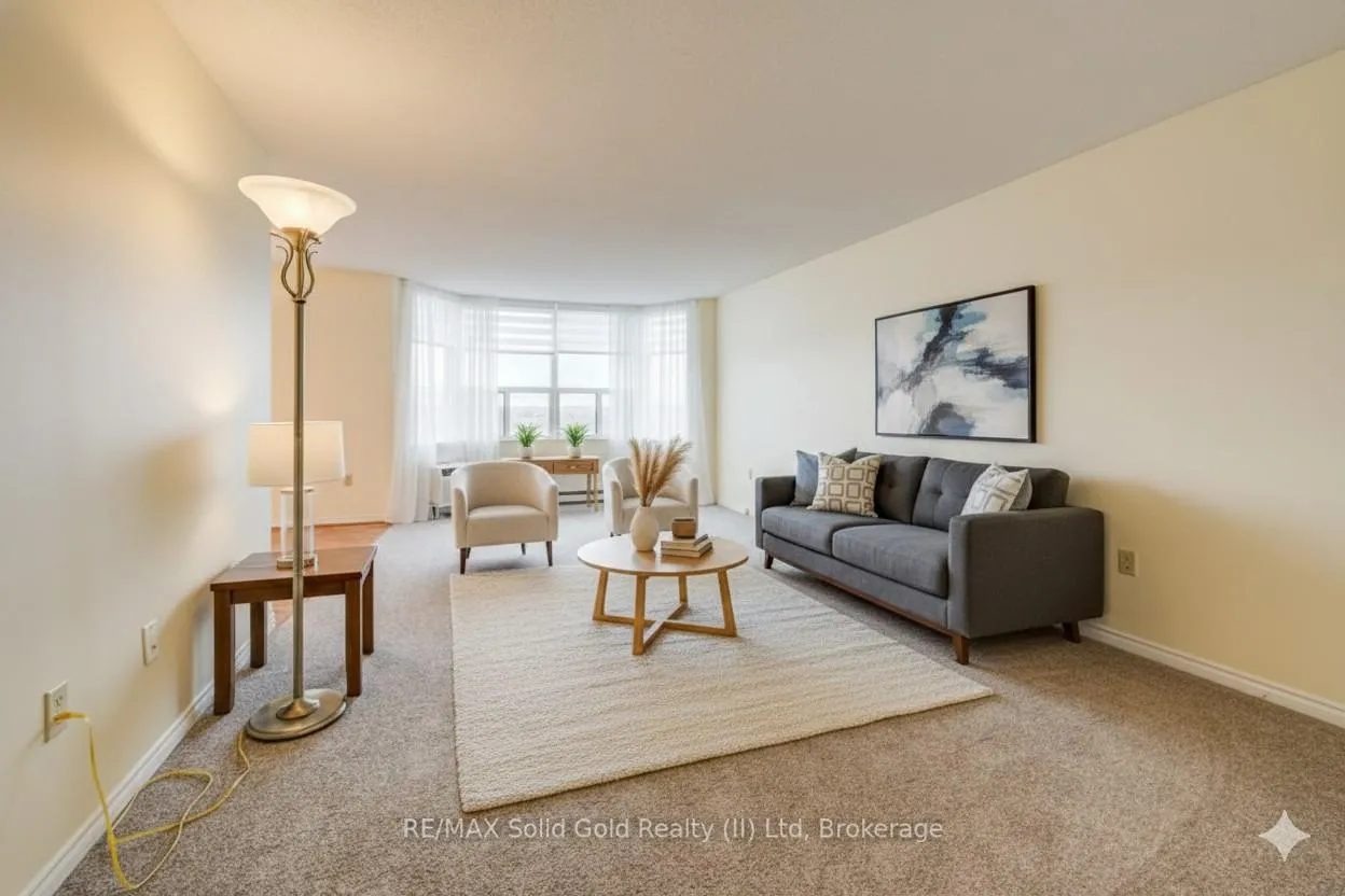 Photo 4 of Unit 1710, 55 Green Valley Drive, Kitchener — HOMEH
