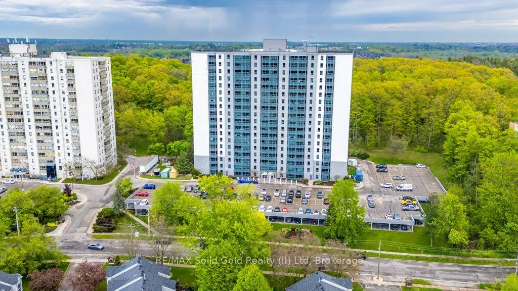 Photo 6 of Unit 1710, 55 Green Valley Drive, Kitchener — HOMEH