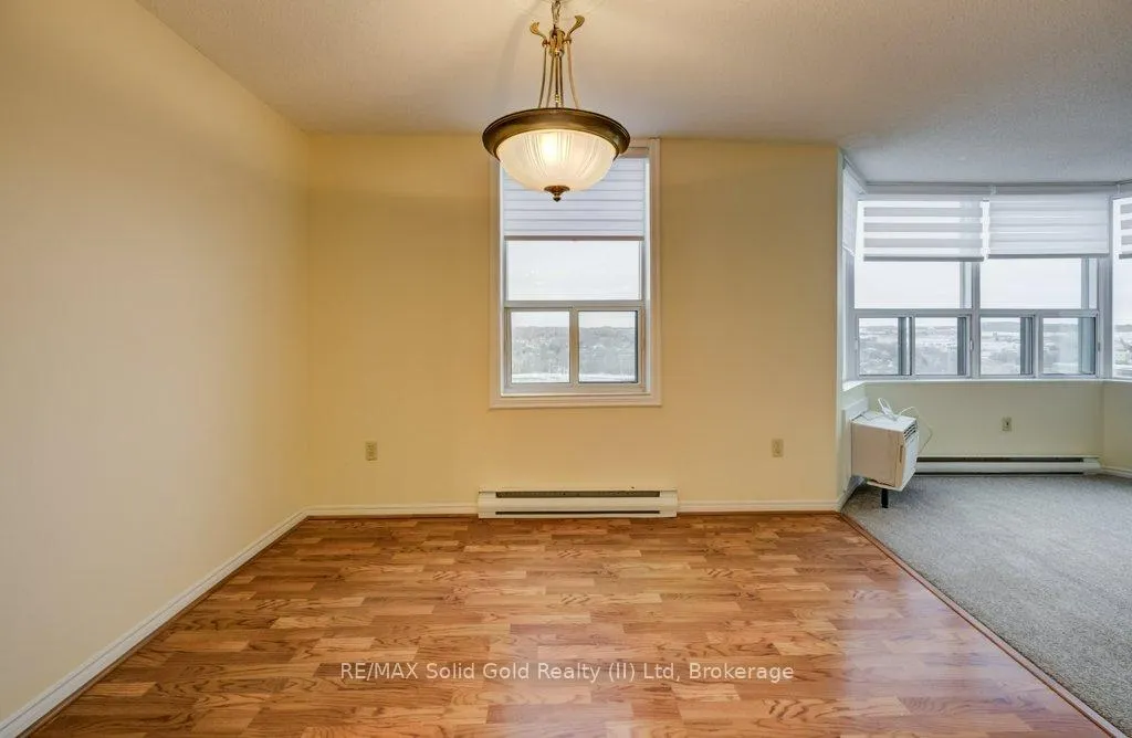 Photo 9 of Unit 1710, 55 Green Valley Drive, Kitchener — HOMEH