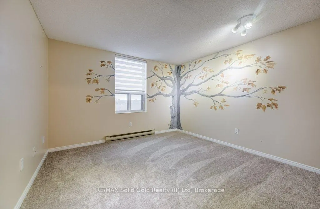 Photo 14 of Unit 1710, 55 Green Valley Drive, Kitchener — HOMEH