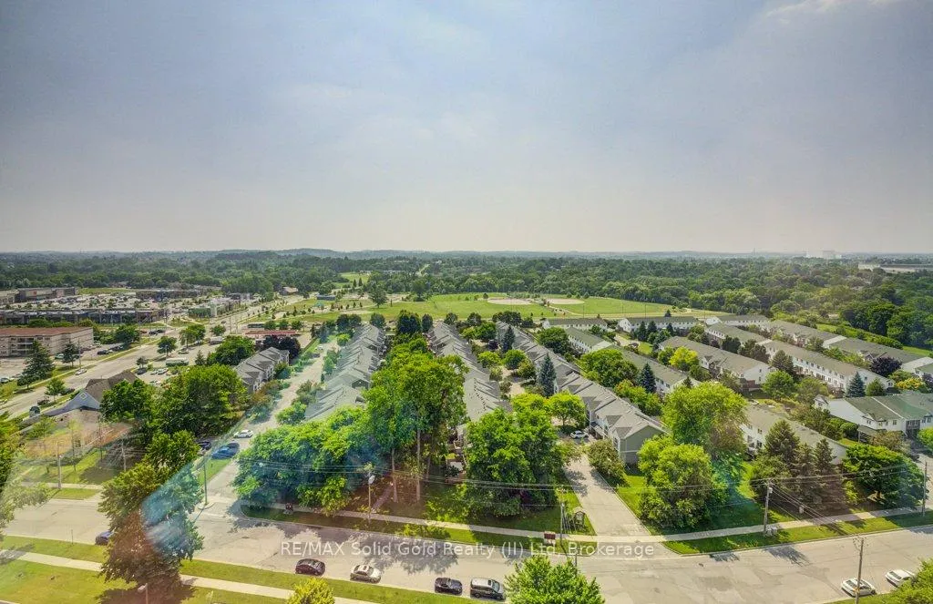 Photo 23 of Unit 1710, 55 Green Valley Drive, Kitchener — HOMEH