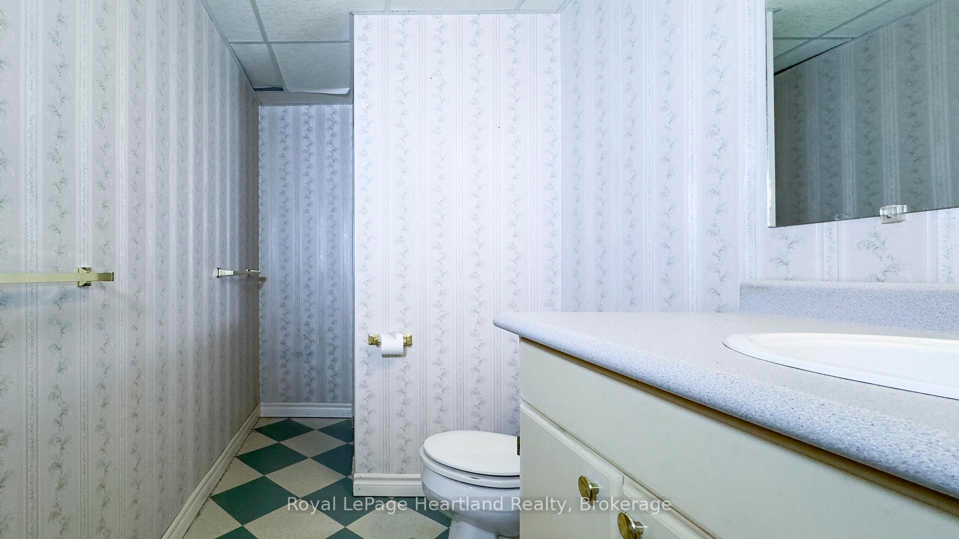 Photo 30 of 48 Lee Crescent, Goderich, Goderich (Town) — HOMEH