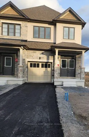 Front of 1528 Wheatcroft Drive